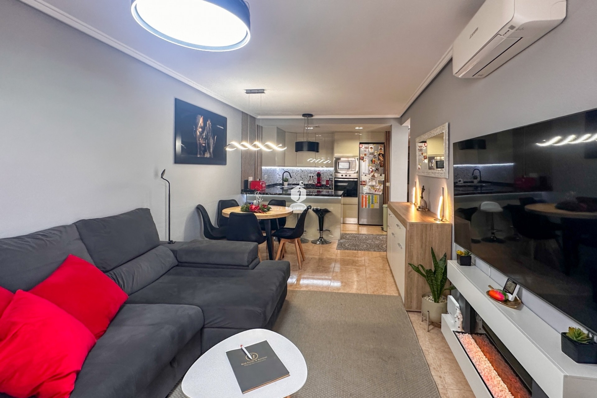 D'occasion - Appartement -
Torrevieja - Costa Blanca