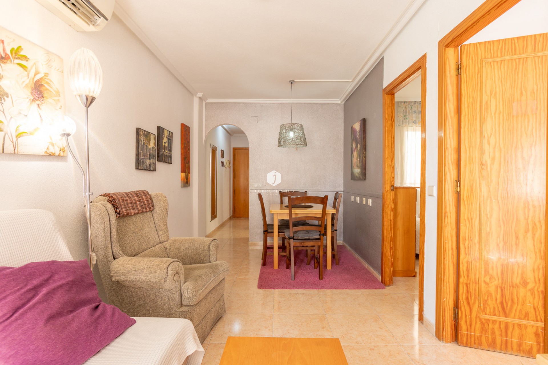 D'occasion - Appartement -
Torrevieja - Costa Blanca