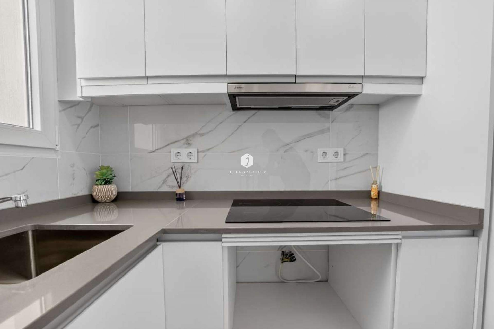 D'occasion - Appartement -
Torrevieja - Costa Blanca