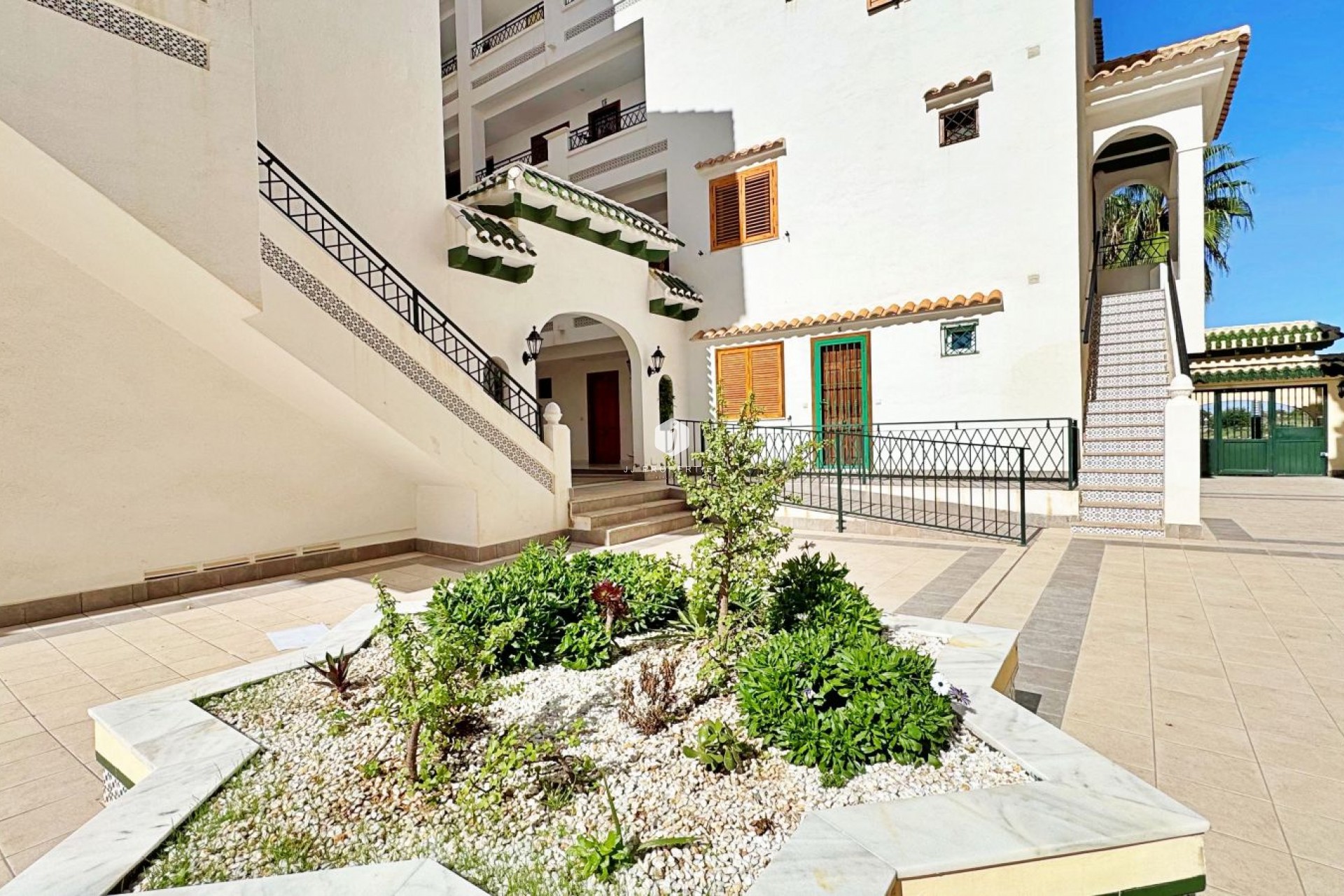 D'occasion - Appartement -
Torrevieja - Costa Blanca