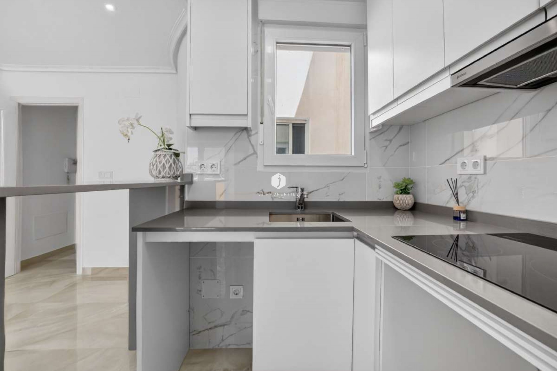 D'occasion - Appartement -
Torrevieja - Costa Blanca