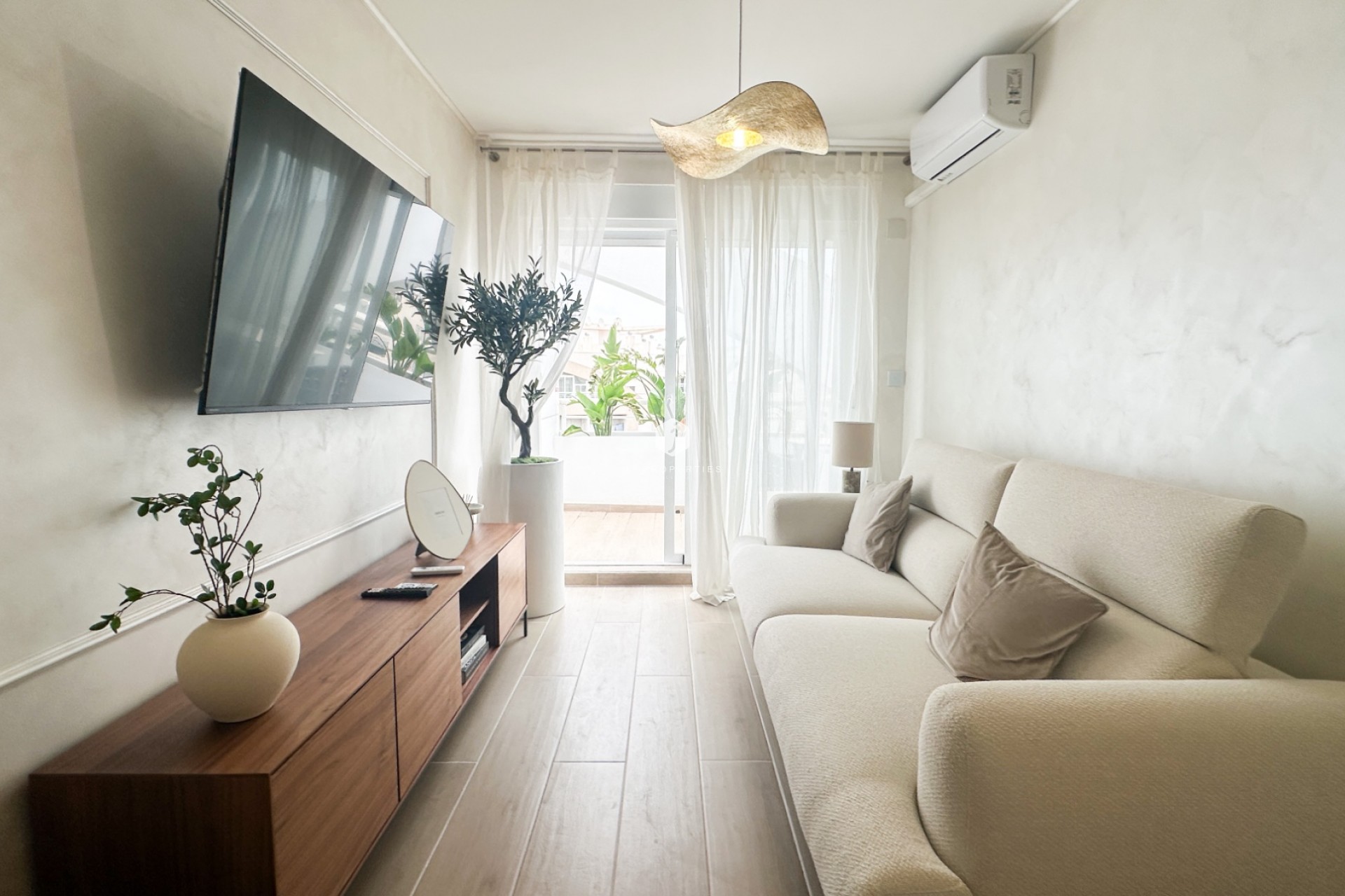 D'occasion - Appartement -
Torrevieja - Costa Blanca
