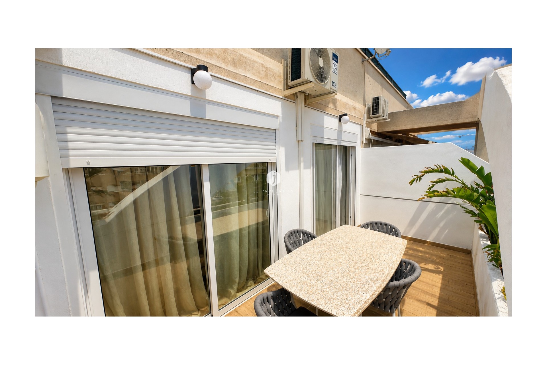 D'occasion - Appartement -
Torrevieja - Costa Blanca
