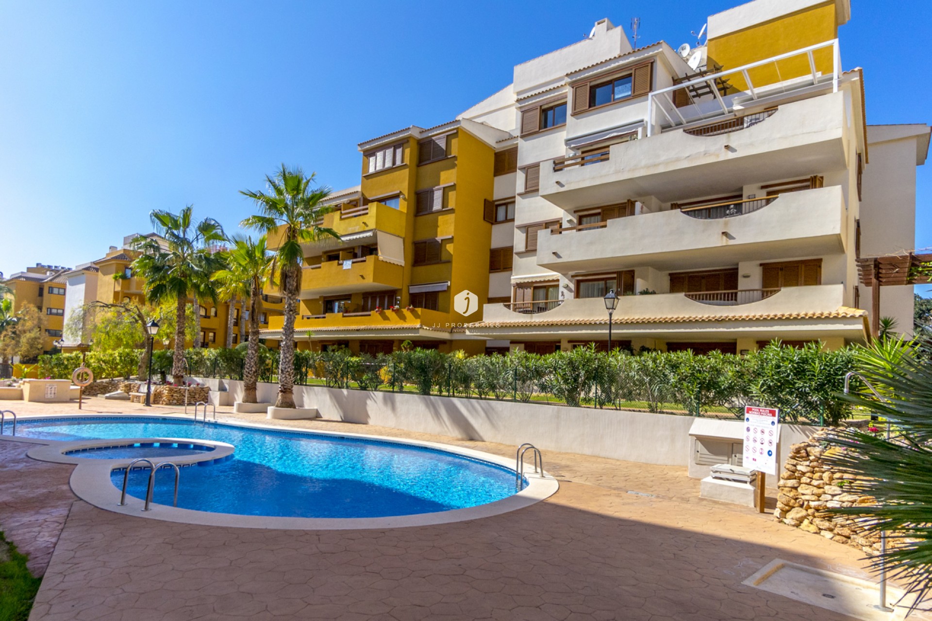 D'occasion - Appartement -
Torrevieja - Costa Blanca