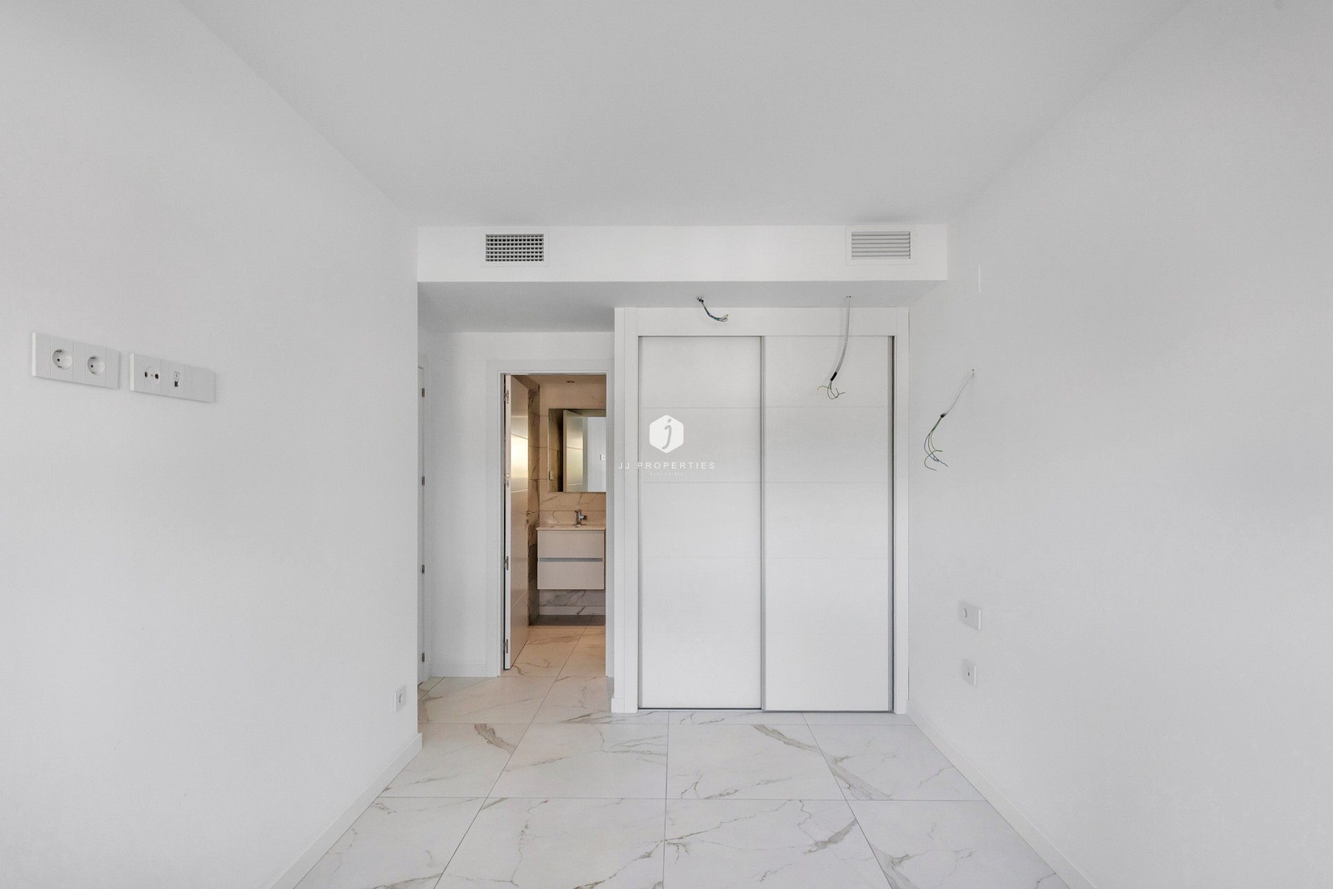 D'occasion - Appartement -
Torrevieja - Costa Blanca