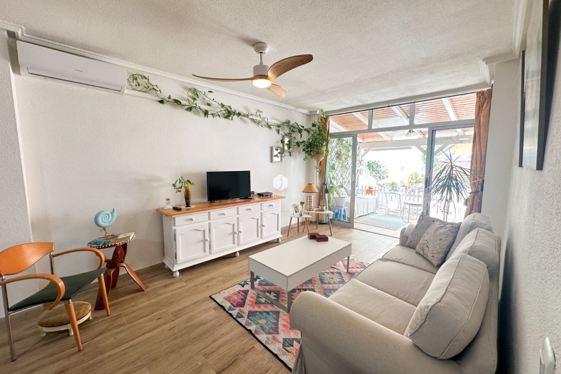 D'occasion - Appartement -
Torrevieja - Costa Blanca