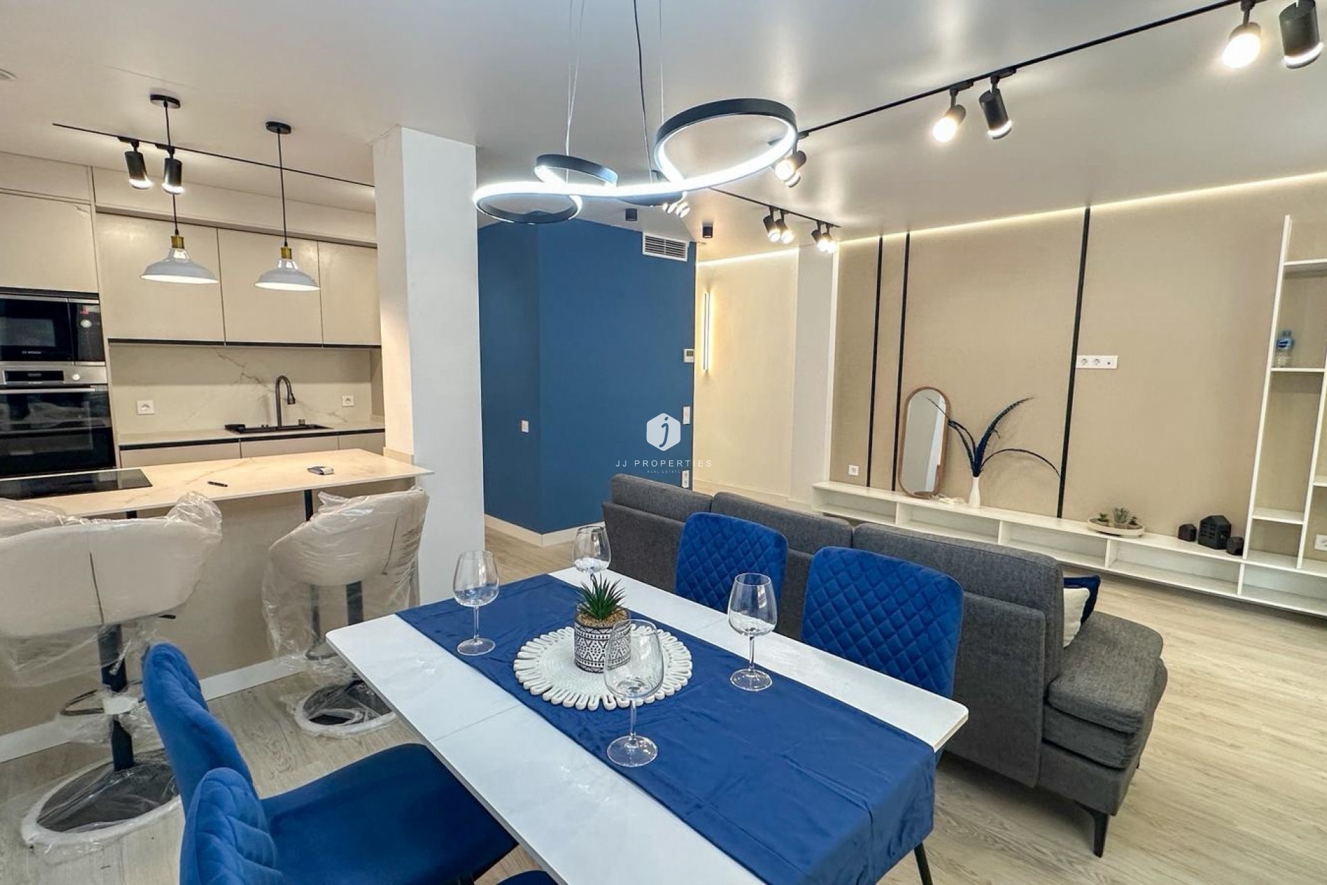 D'occasion - Appartement -
Torrevieja - Costa Blanca