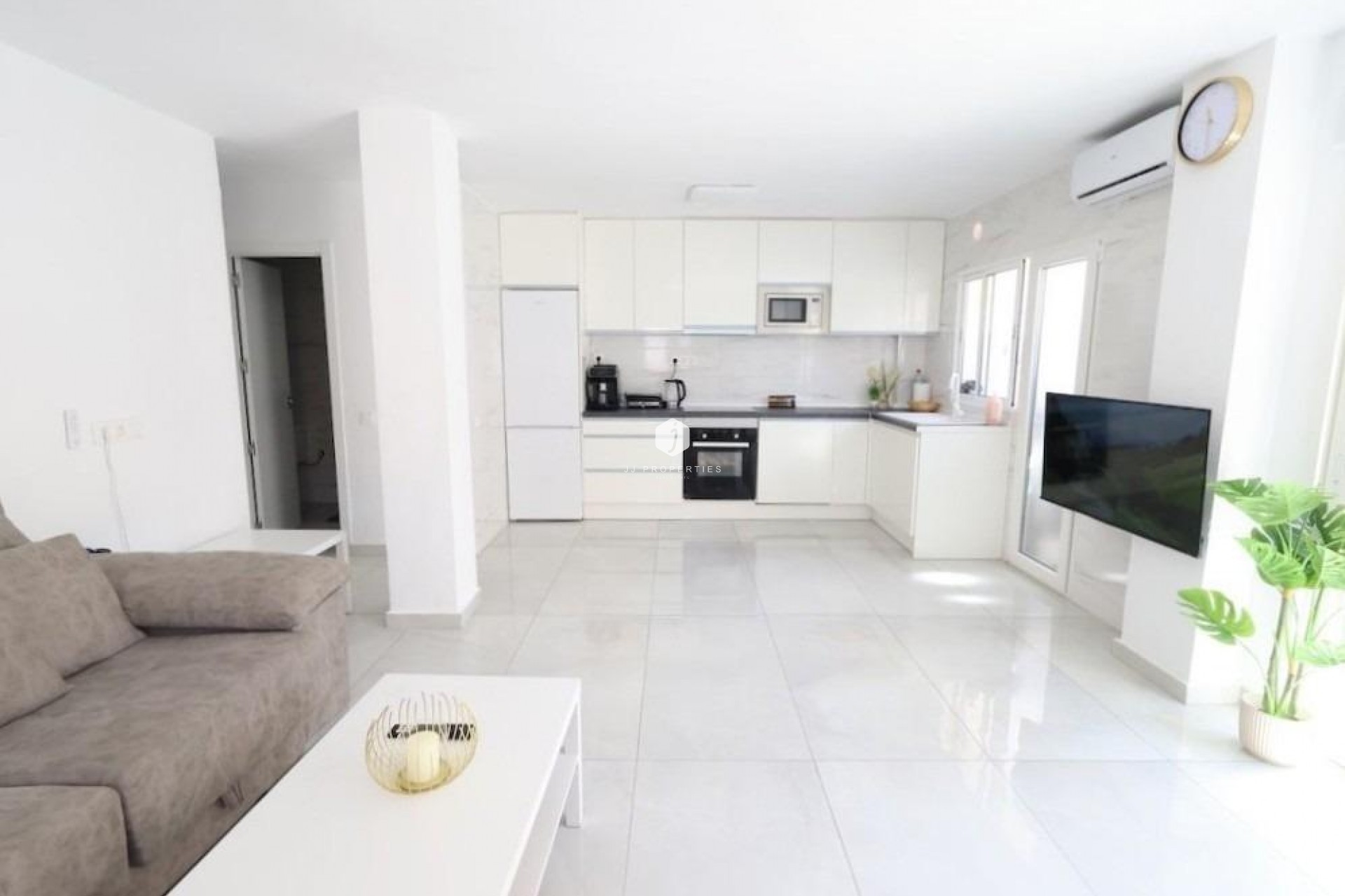 D'occasion - Appartement -
Torrevieja - Costa Blanca