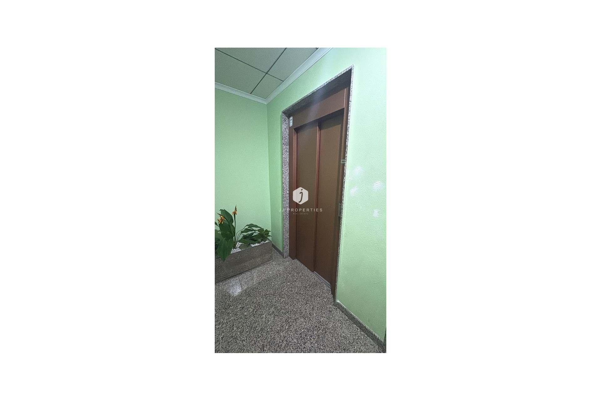 D'occasion - Appartement -
Torrevieja - Costa Blanca