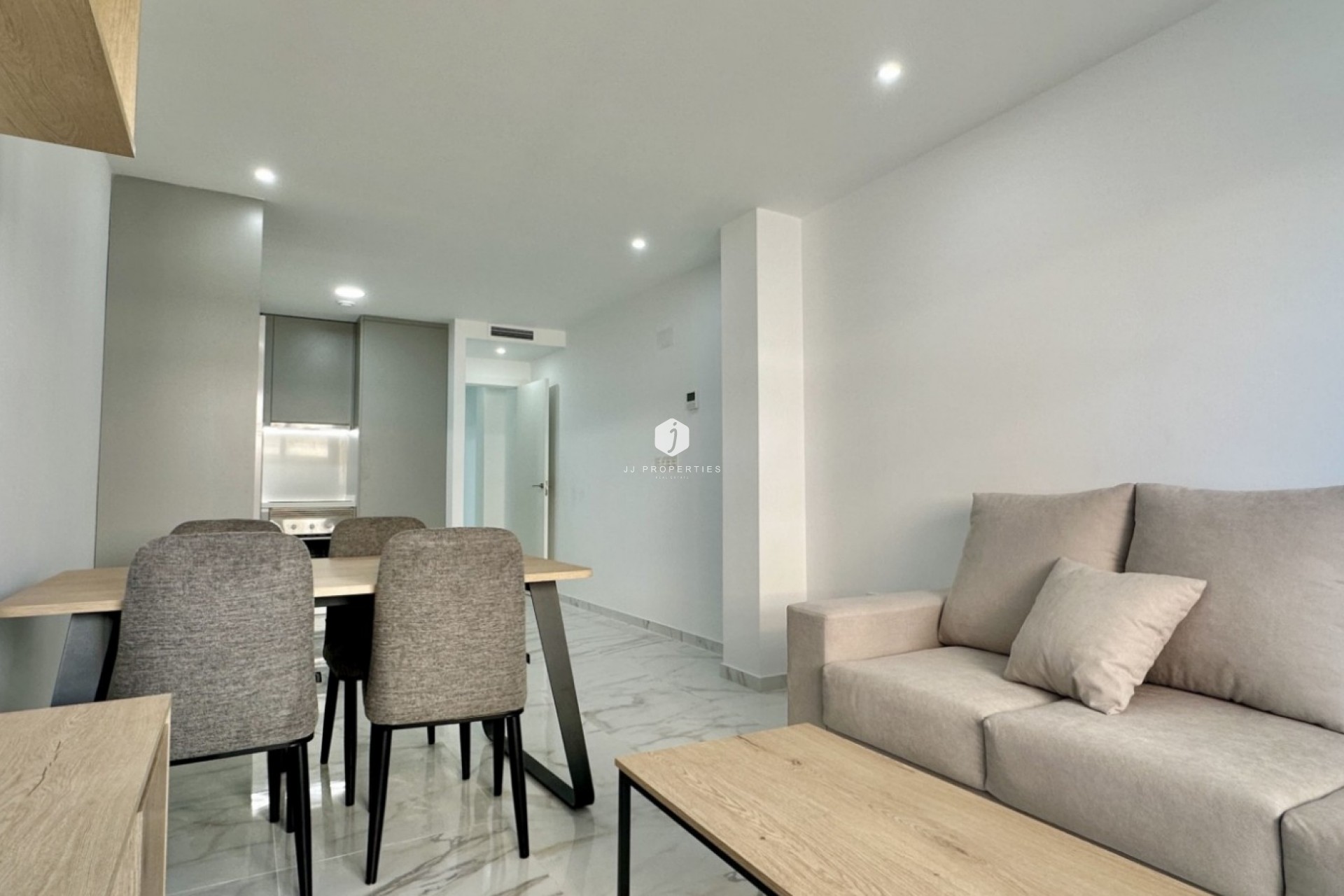 D'occasion - Appartement -
Torrevieja - Costa Blanca