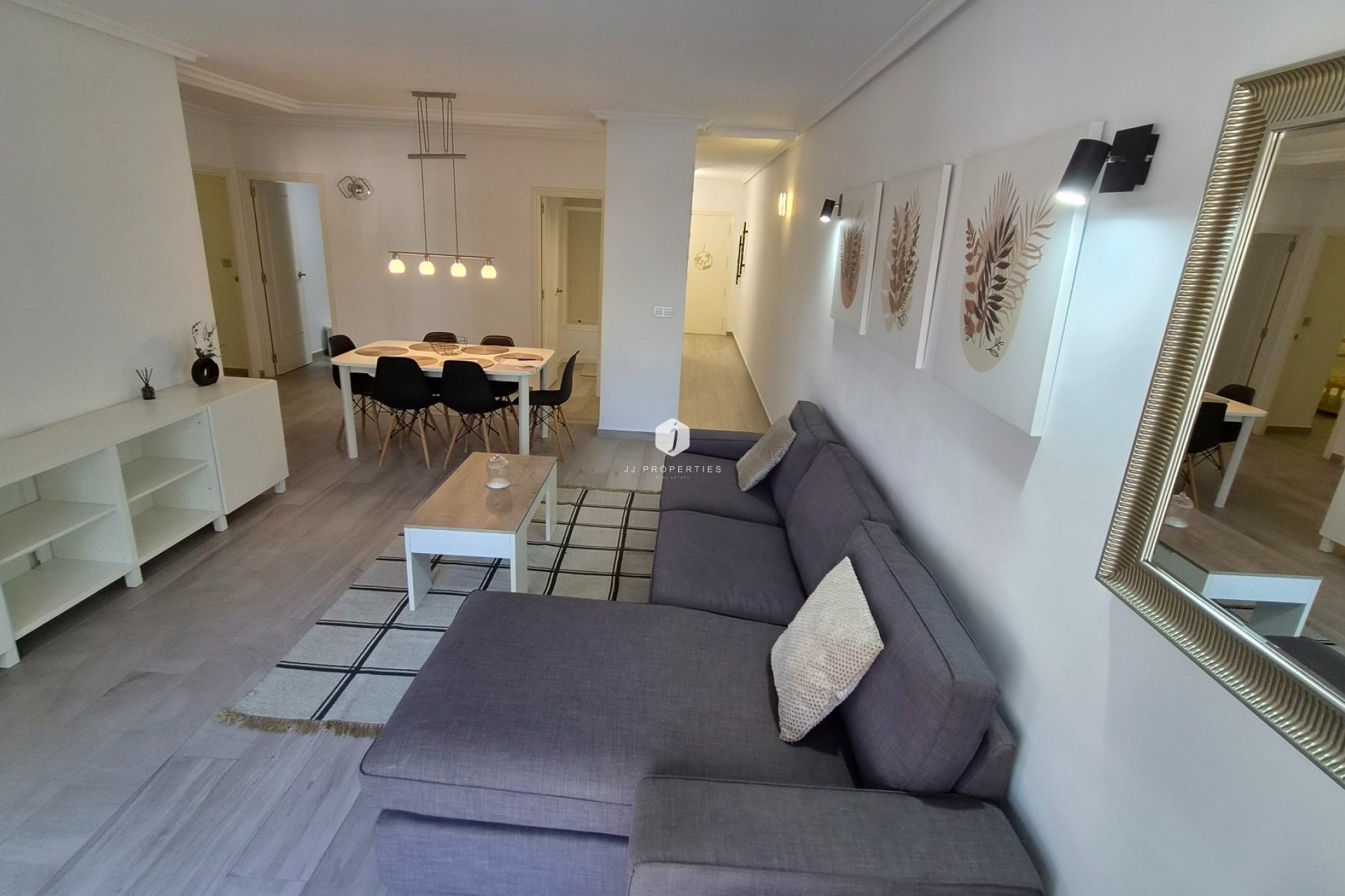 D'occasion - Appartement -
Torrevieja - Costa Blanca