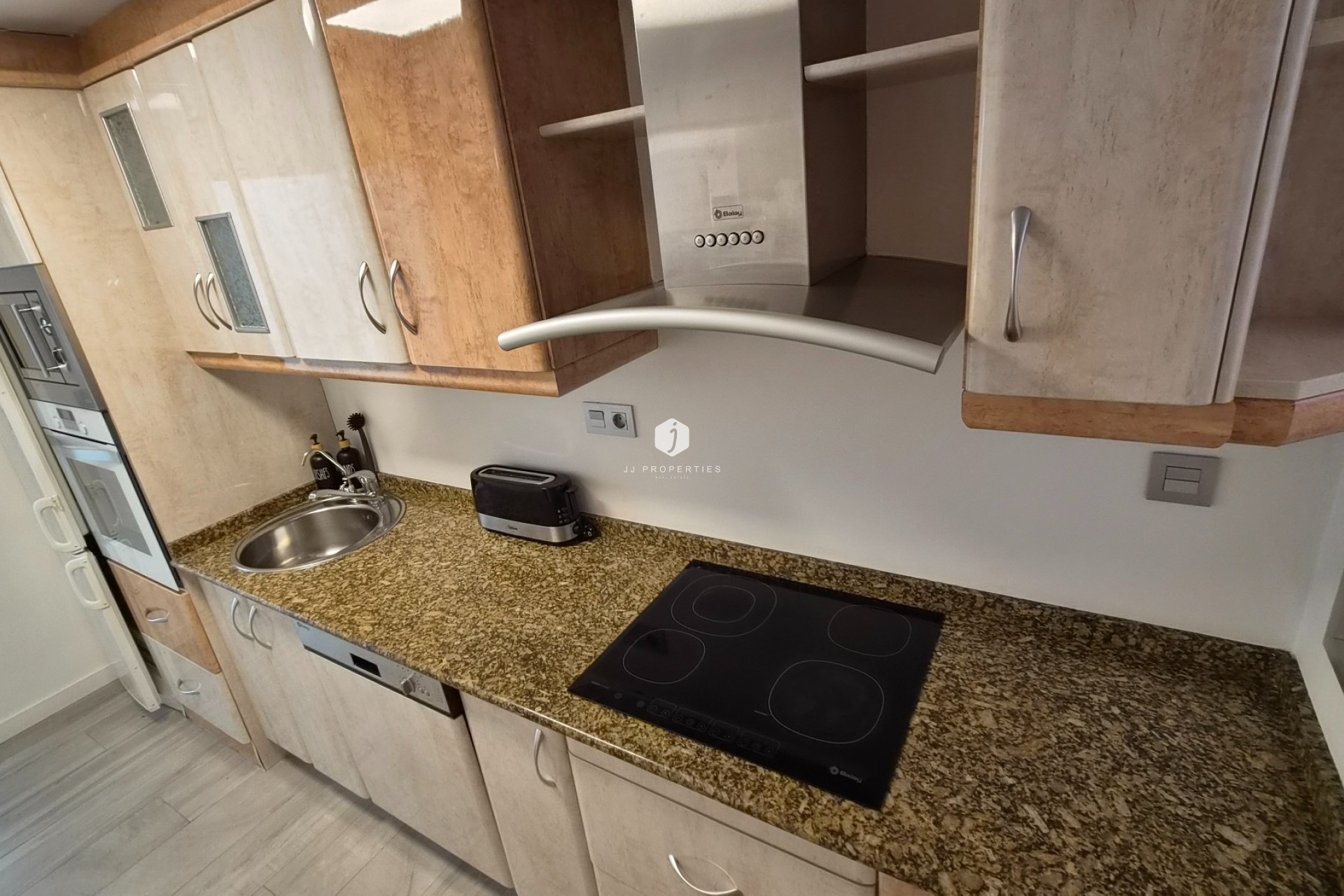 D'occasion - Appartement -
Torrevieja - Costa Blanca