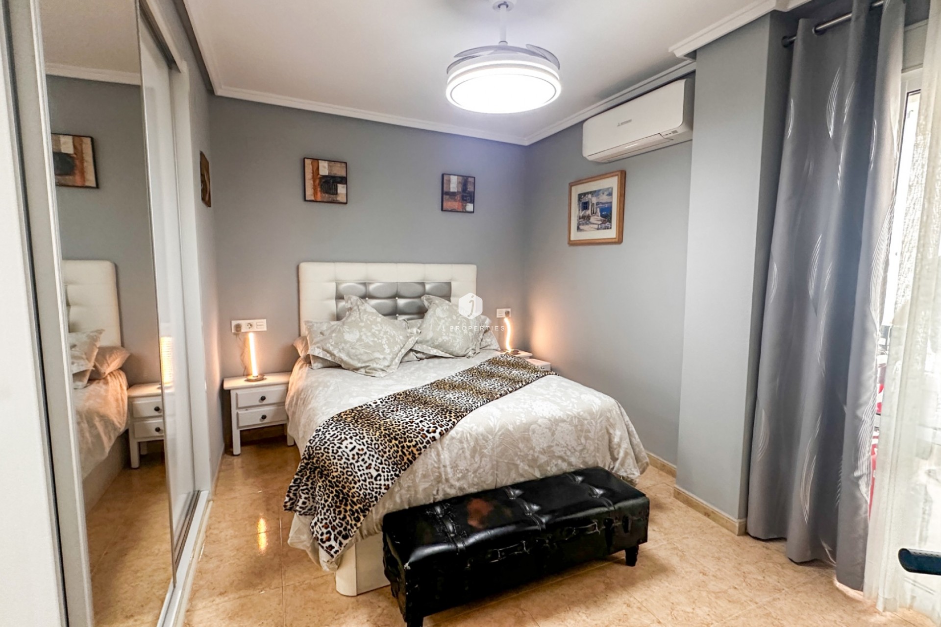 D'occasion - Appartement -
Torrevieja - Costa Blanca