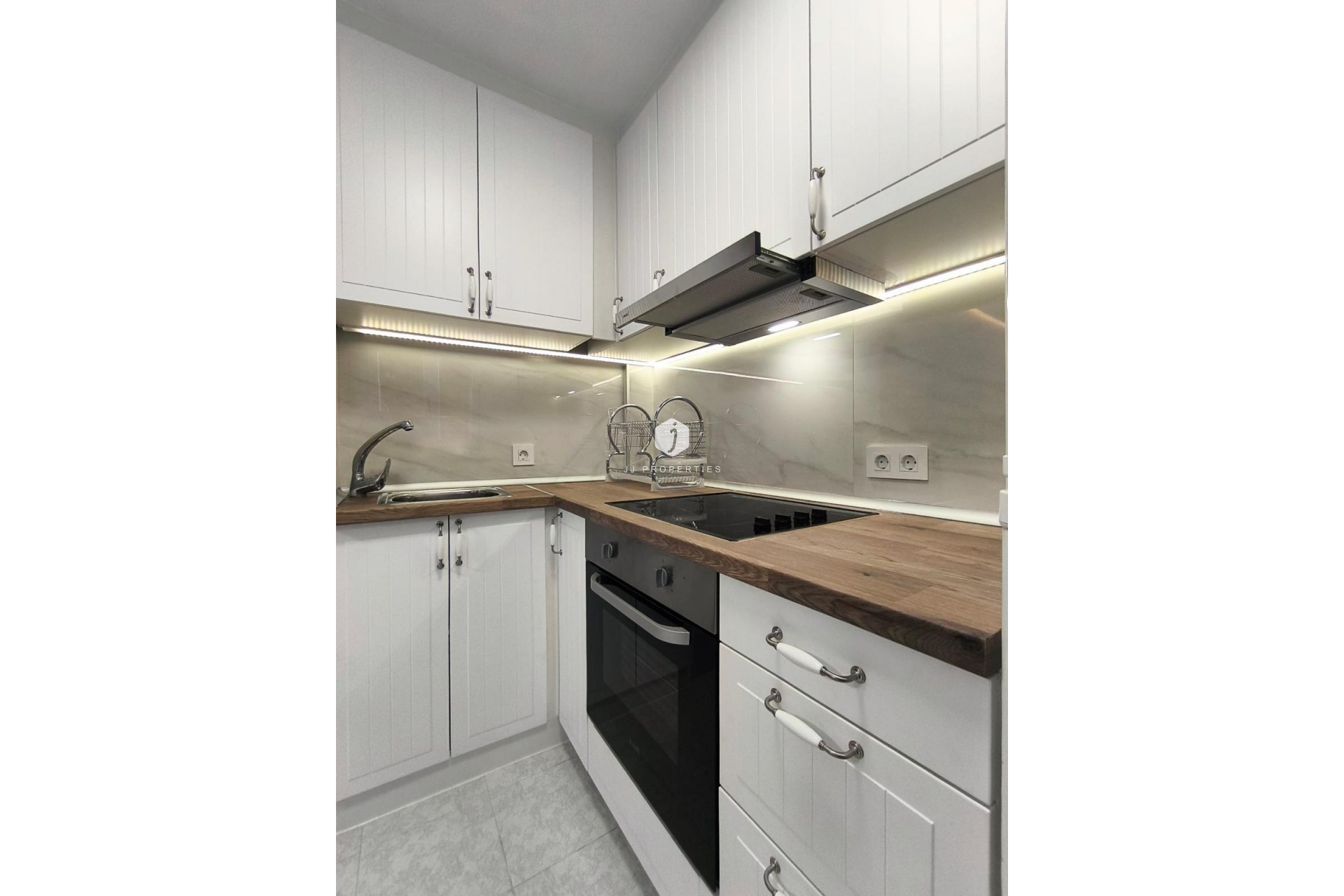 D'occasion - Appartement -
Torrevieja - El molino