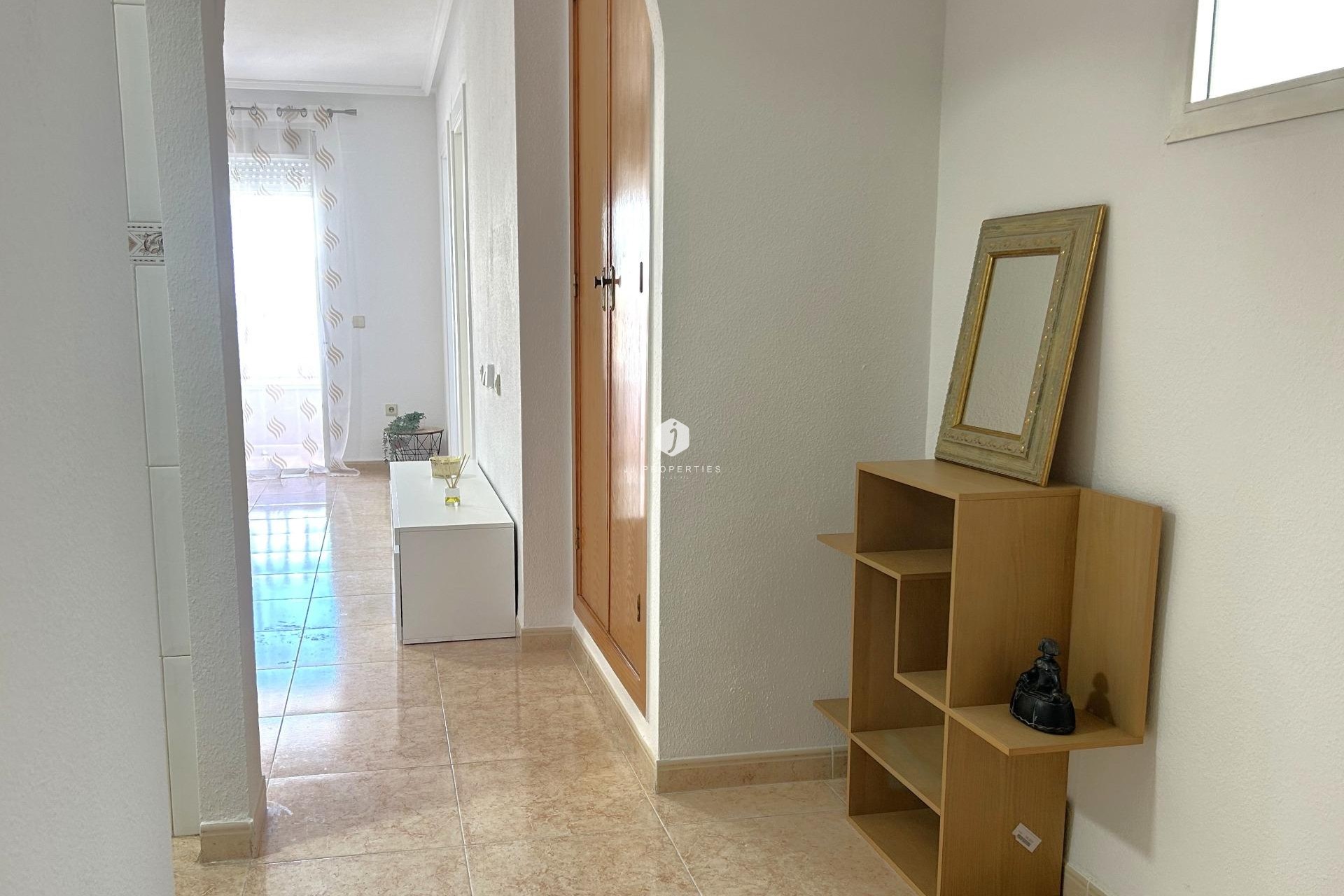 D'occasion - Appartement -
Torrevieja - El molino