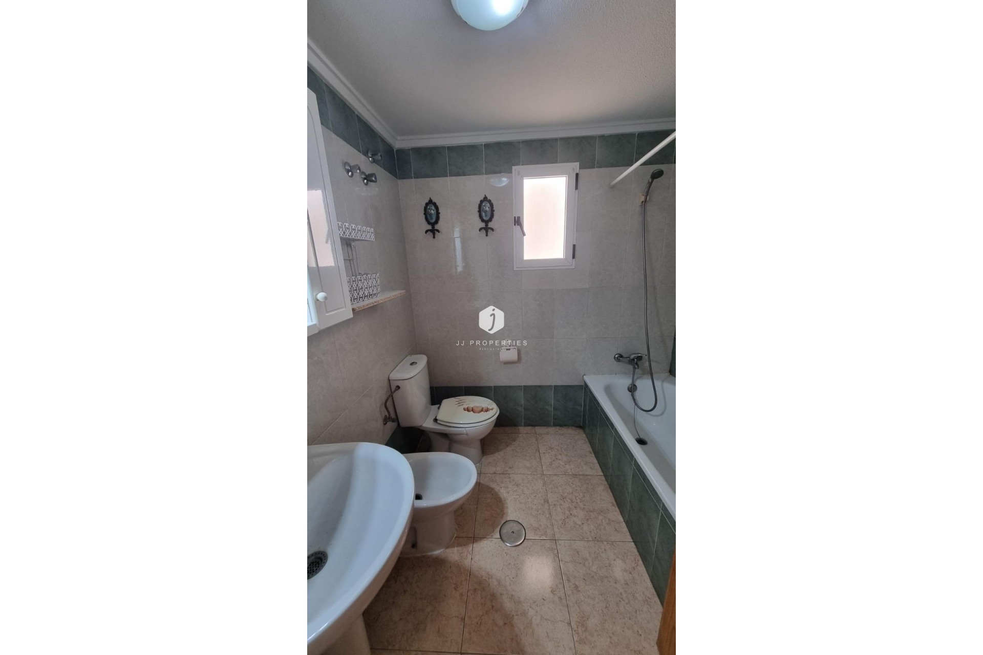 D'occasion - Appartement -
Torrevieja - El molino
