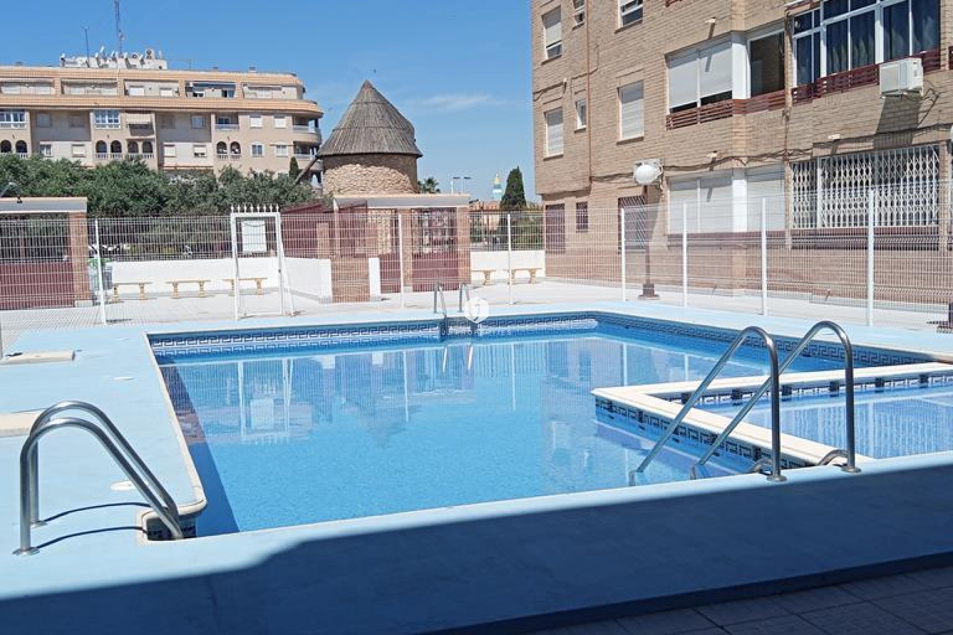 D'occasion - Appartement -
Torrevieja - El molino