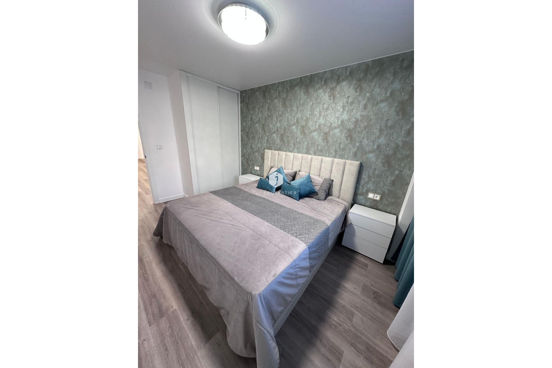 D'occasion - Appartement -
Torrevieja - Estacion de autobuses