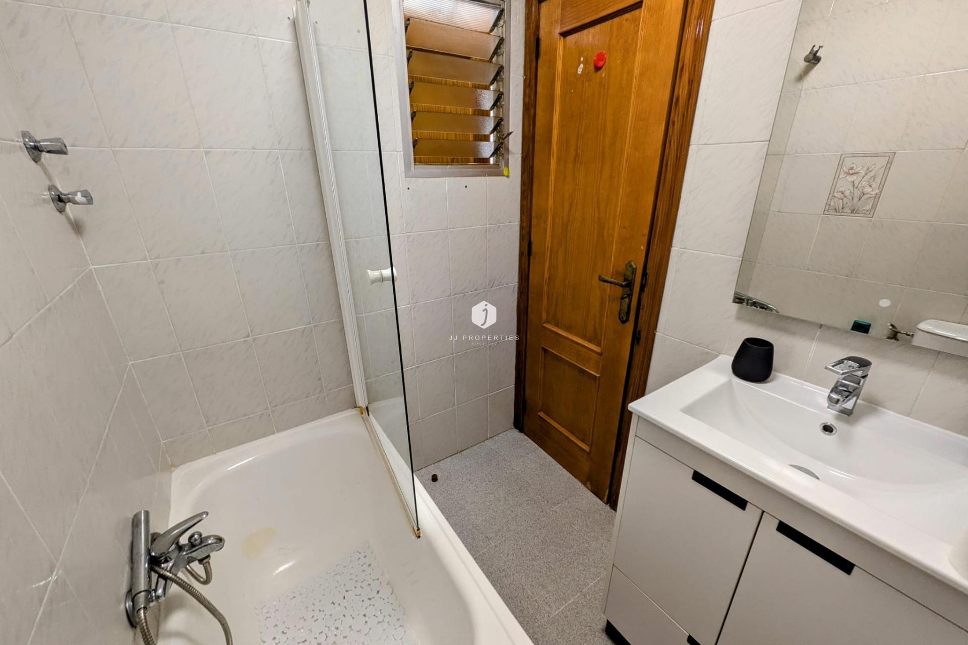 D'occasion - Appartement -
Torrevieja - Estacion de autobuses