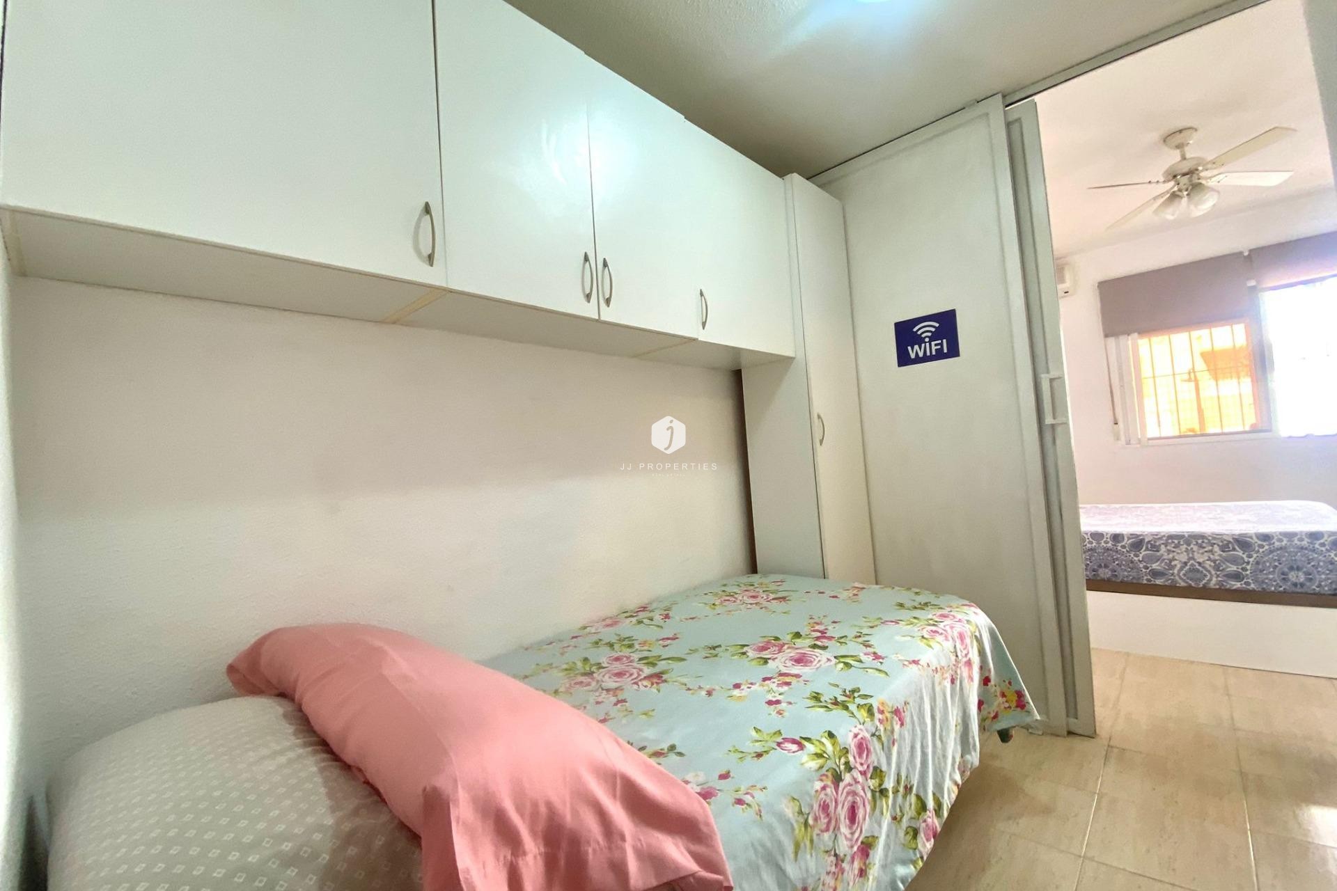 D'occasion - Appartement -
Torrevieja - Estacion de autobuses