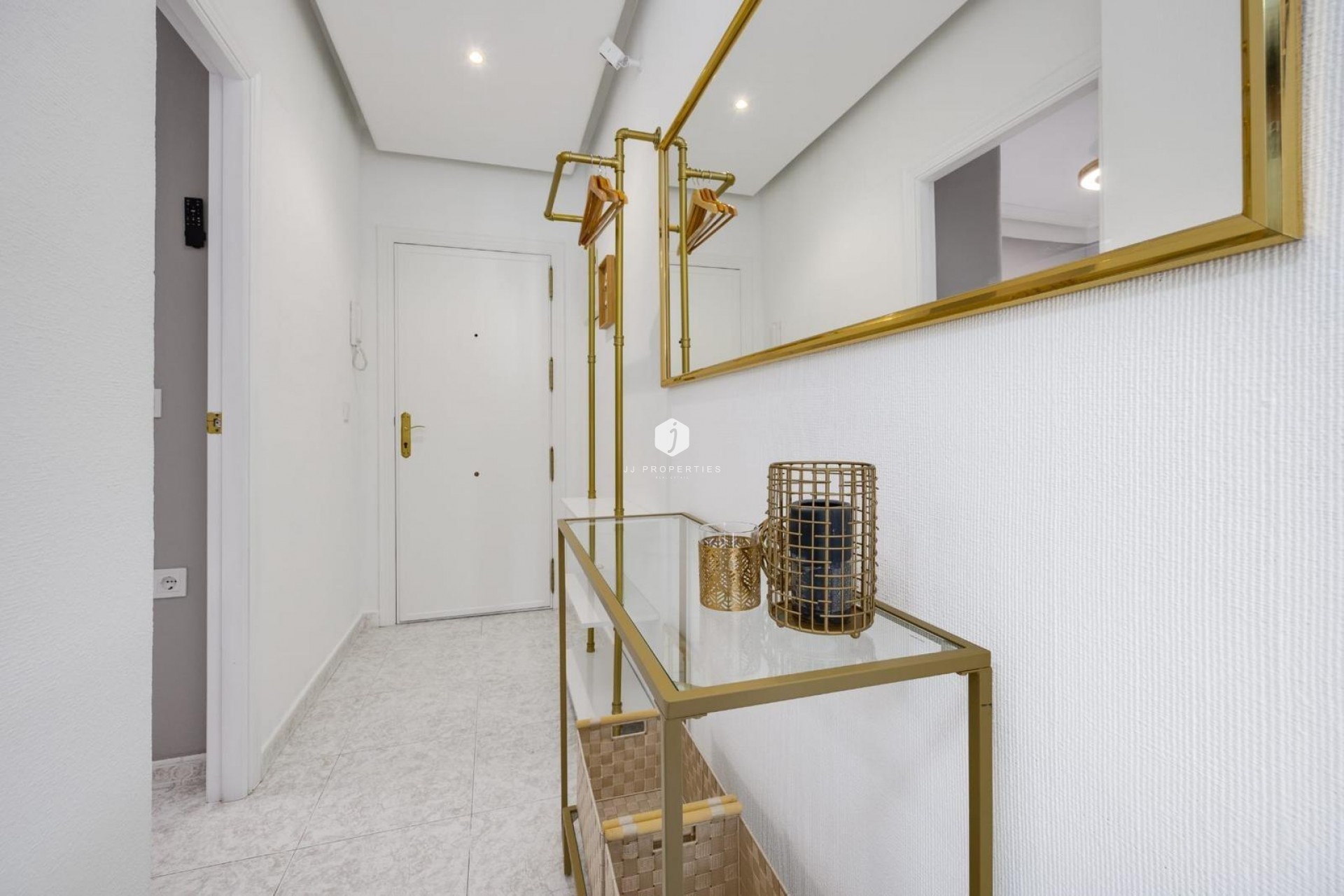 D'occasion - Appartement -
Torrevieja - Estacion de autobuses