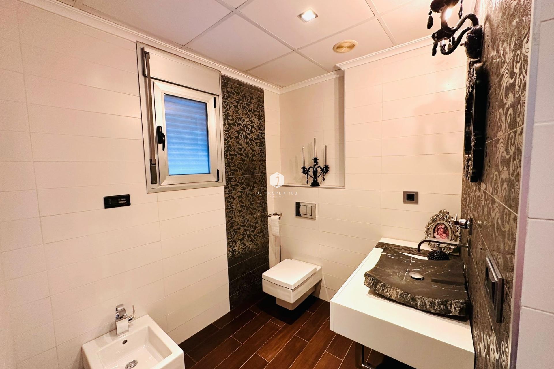 D'occasion - Appartement -
Torrevieja - Estacion de autobuses