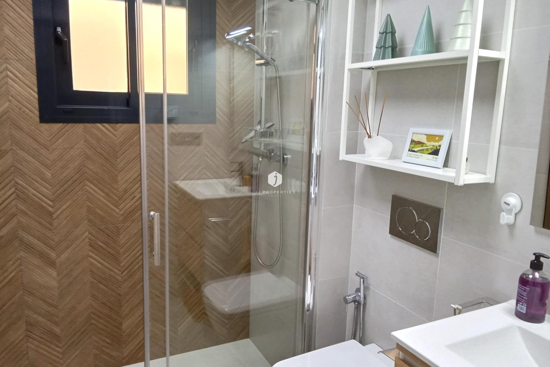 D'occasion - Appartement -
Torrevieja - Estacion de autobuses