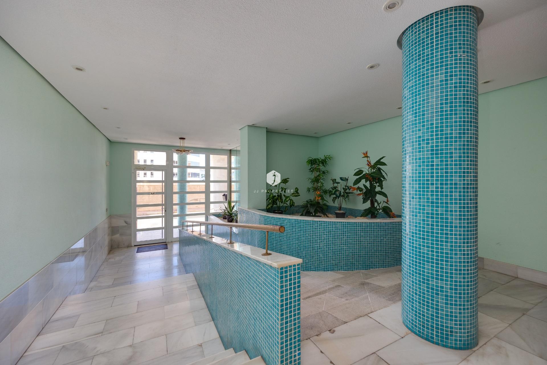 D'occasion - Appartement -
Torrevieja - Estacion de autobuses