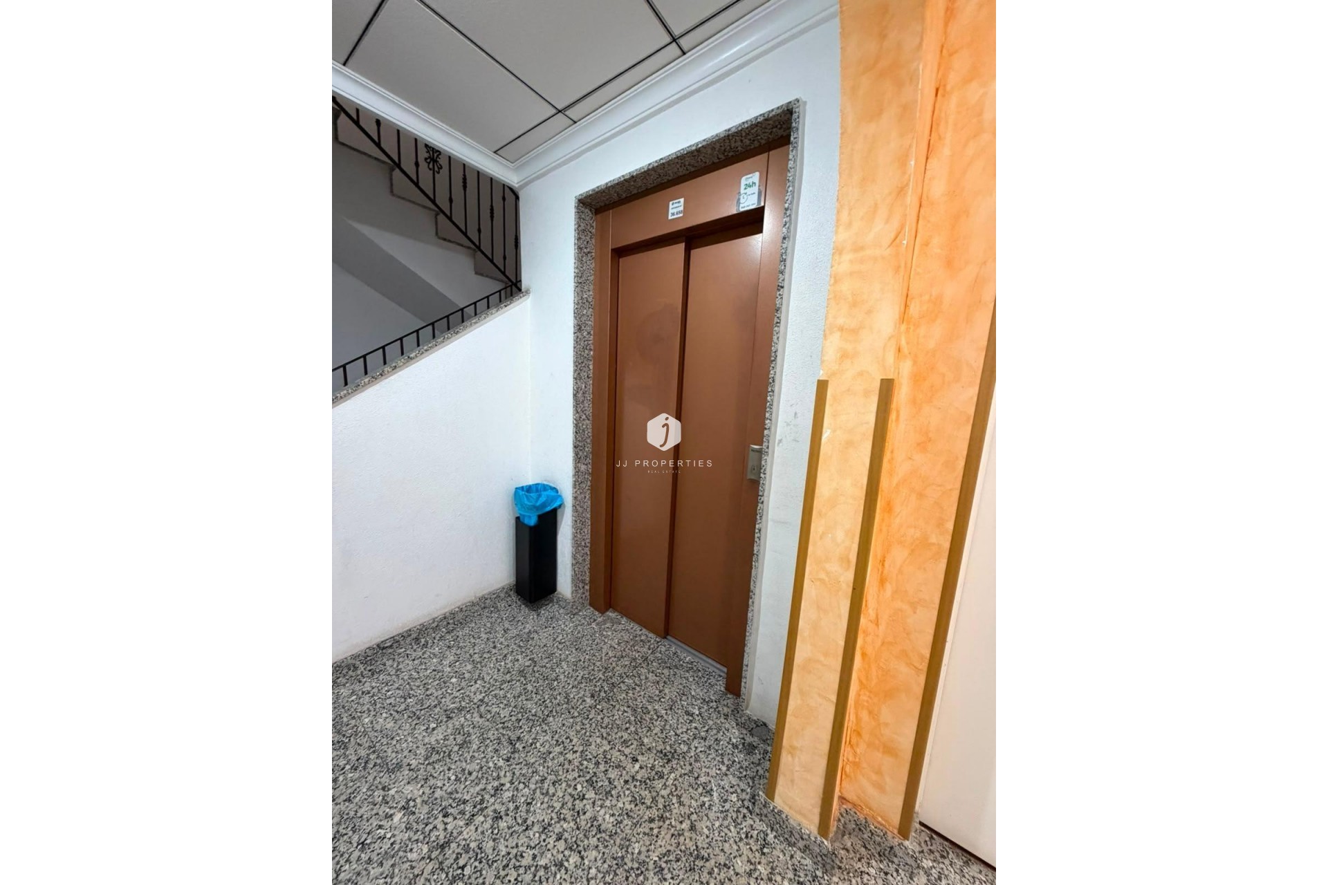 D'occasion - Appartement -
Torrevieja - Estacion de autobuses