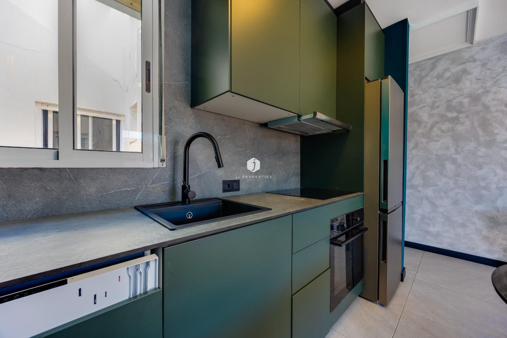 D'occasion - Appartement -
Torrevieja - Estacion de autobuses
