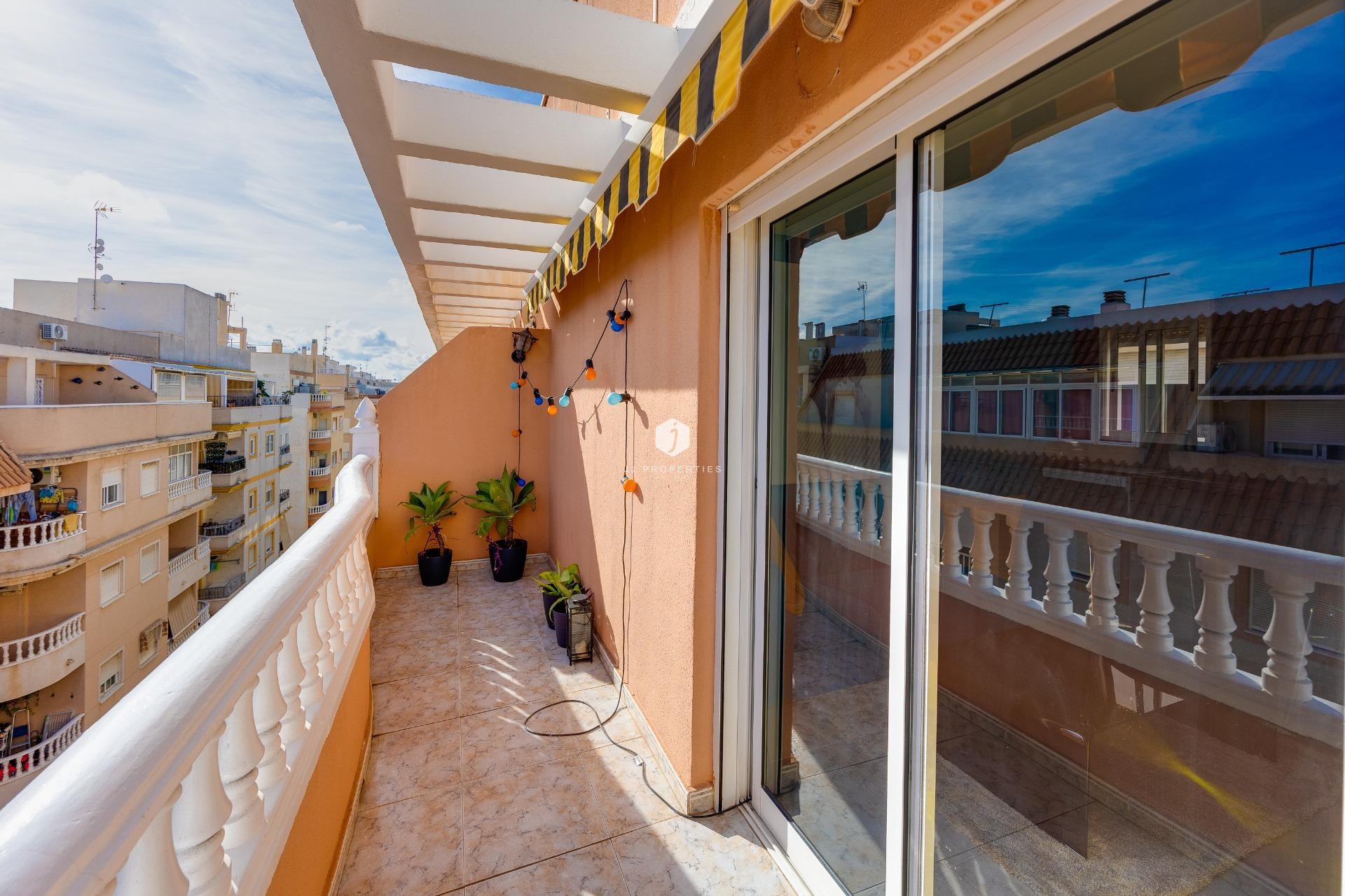 D'occasion - Appartement -
Torrevieja - Estacion de autobuses