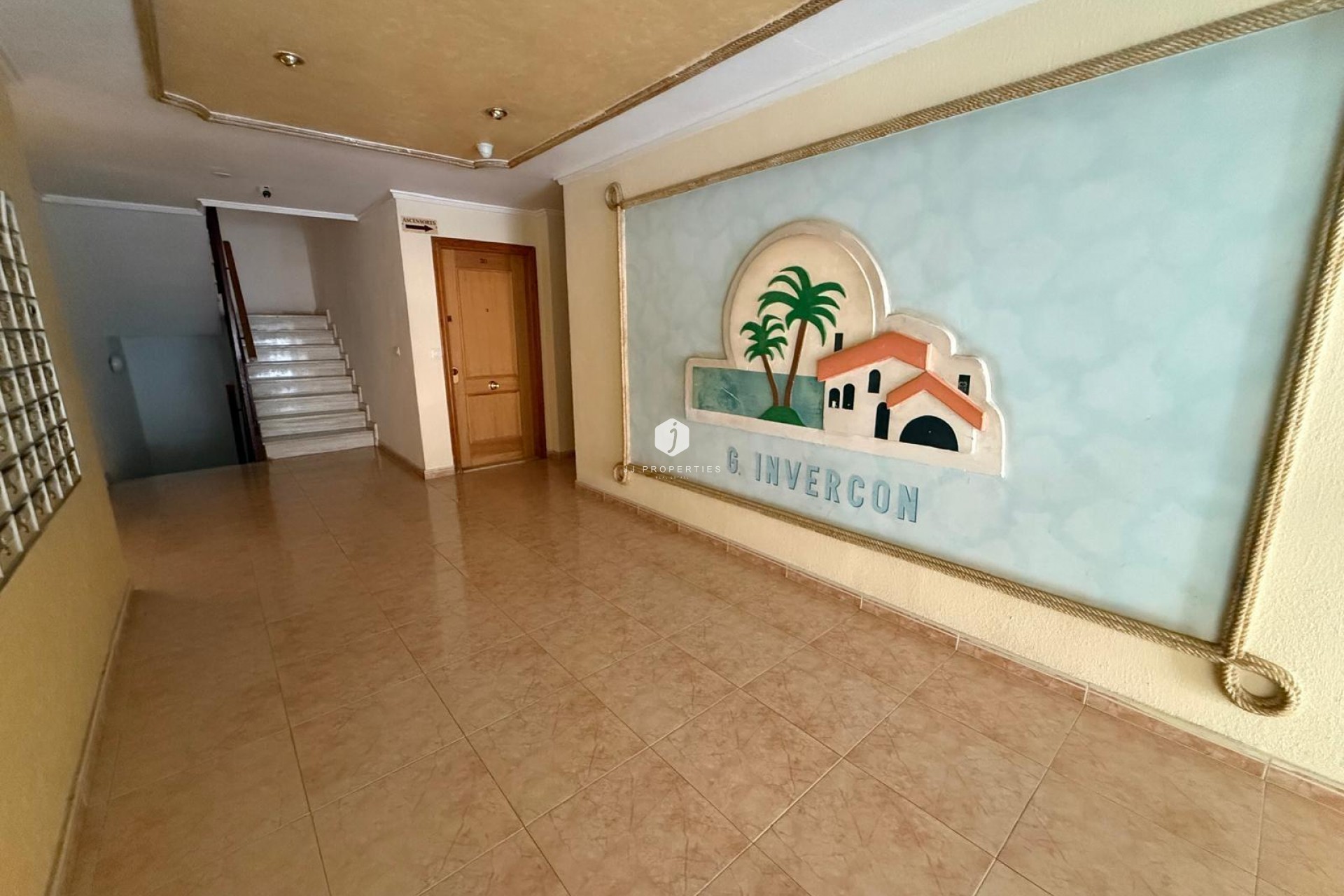 D'occasion - Appartement -
Torrevieja - Habaneras