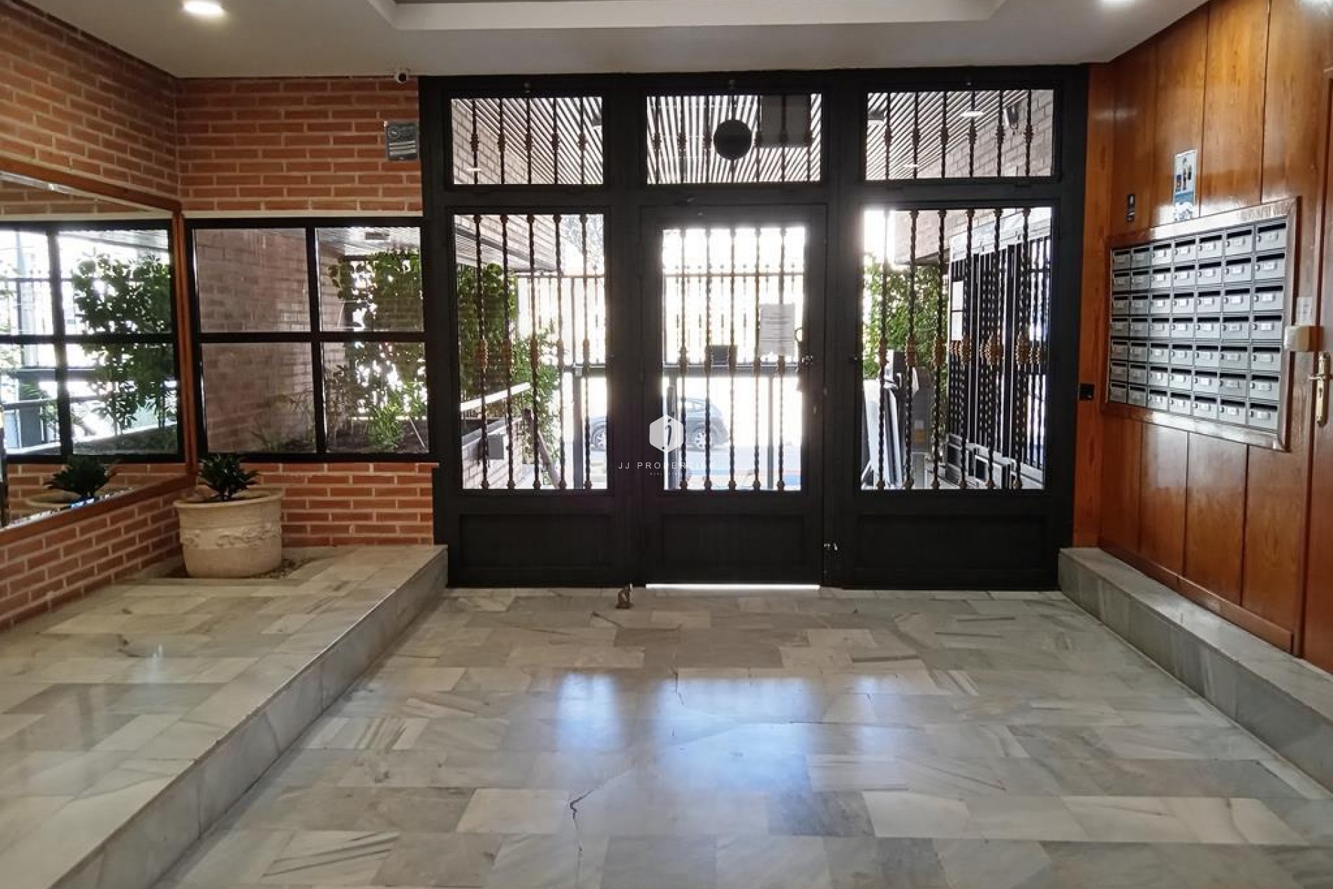 D'occasion - Appartement -
Torrevieja - Habaneras