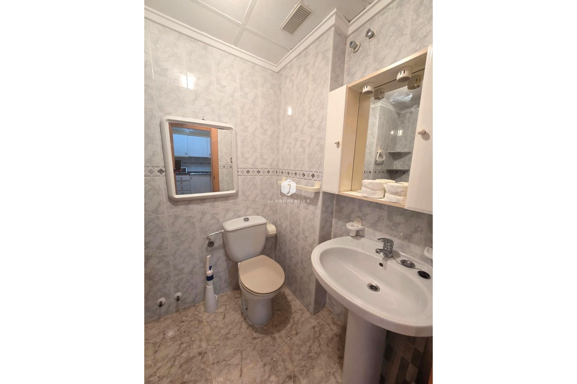 D'occasion - Appartement -
Torrevieja - Habaneras