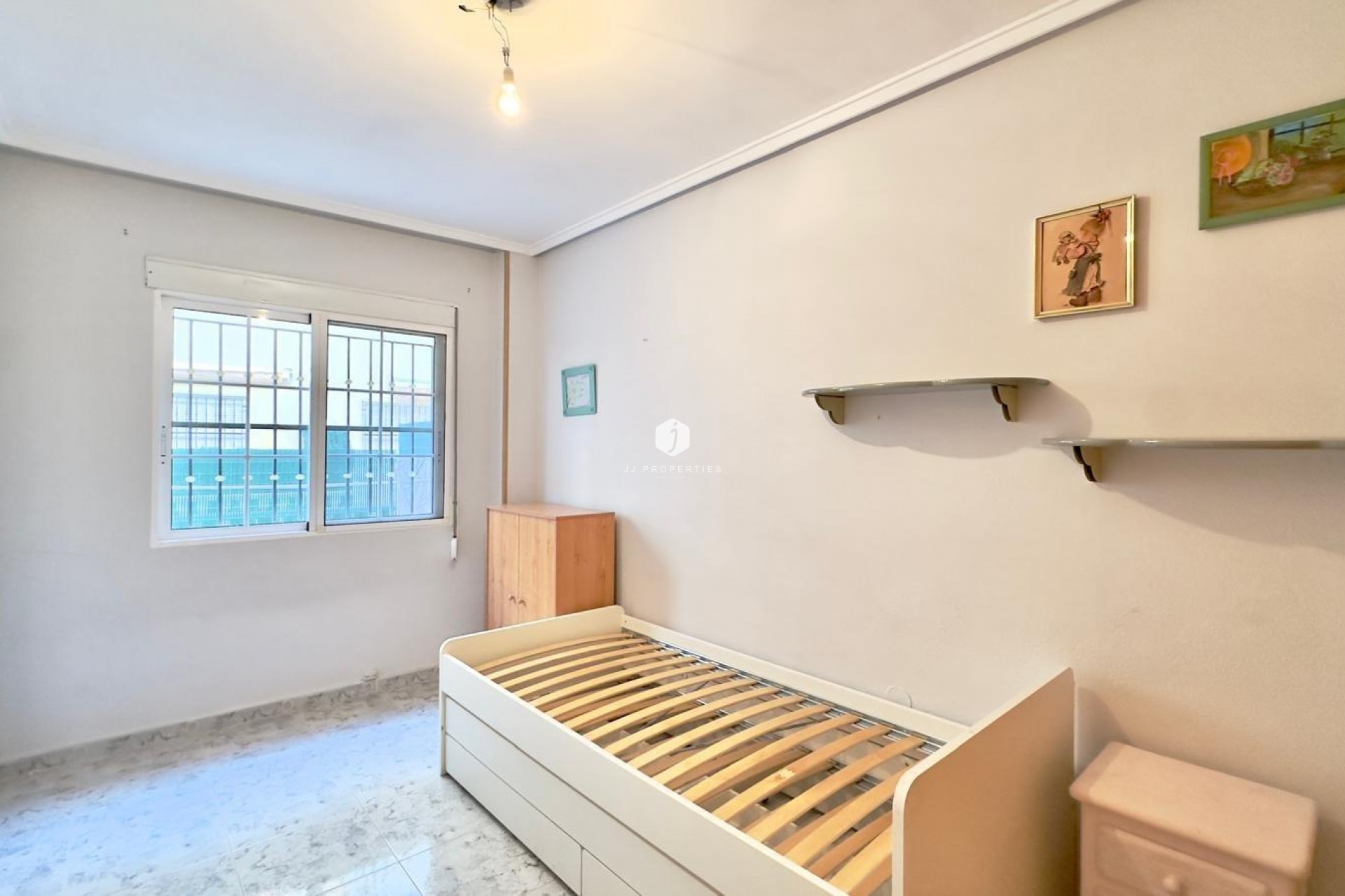 D'occasion - Appartement -
Torrevieja - La Mata Pueblo