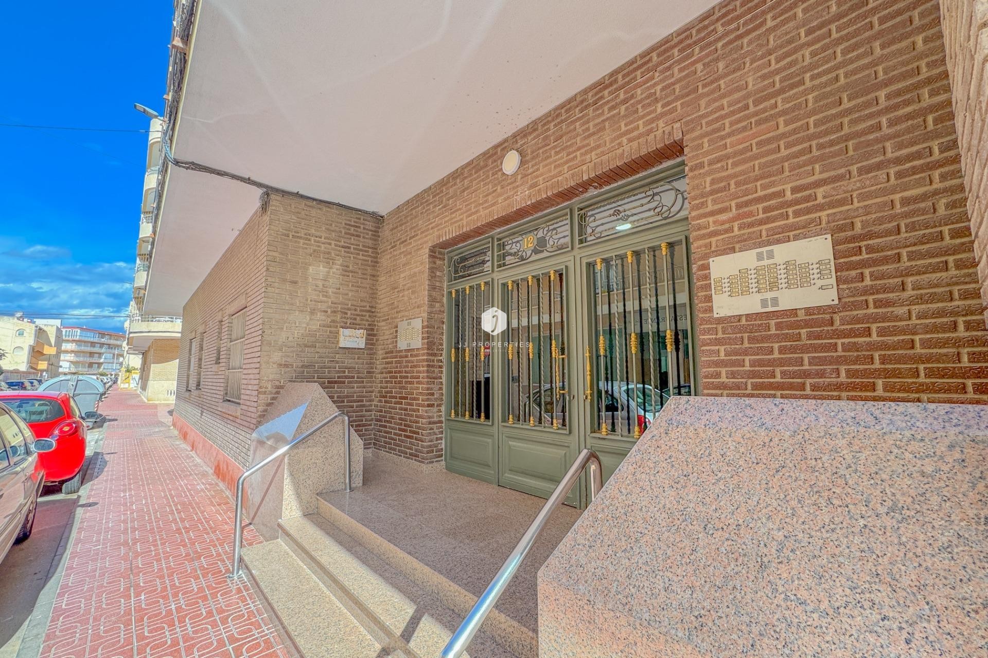 D'occasion - Appartement -
Torrevieja - La Mata Pueblo