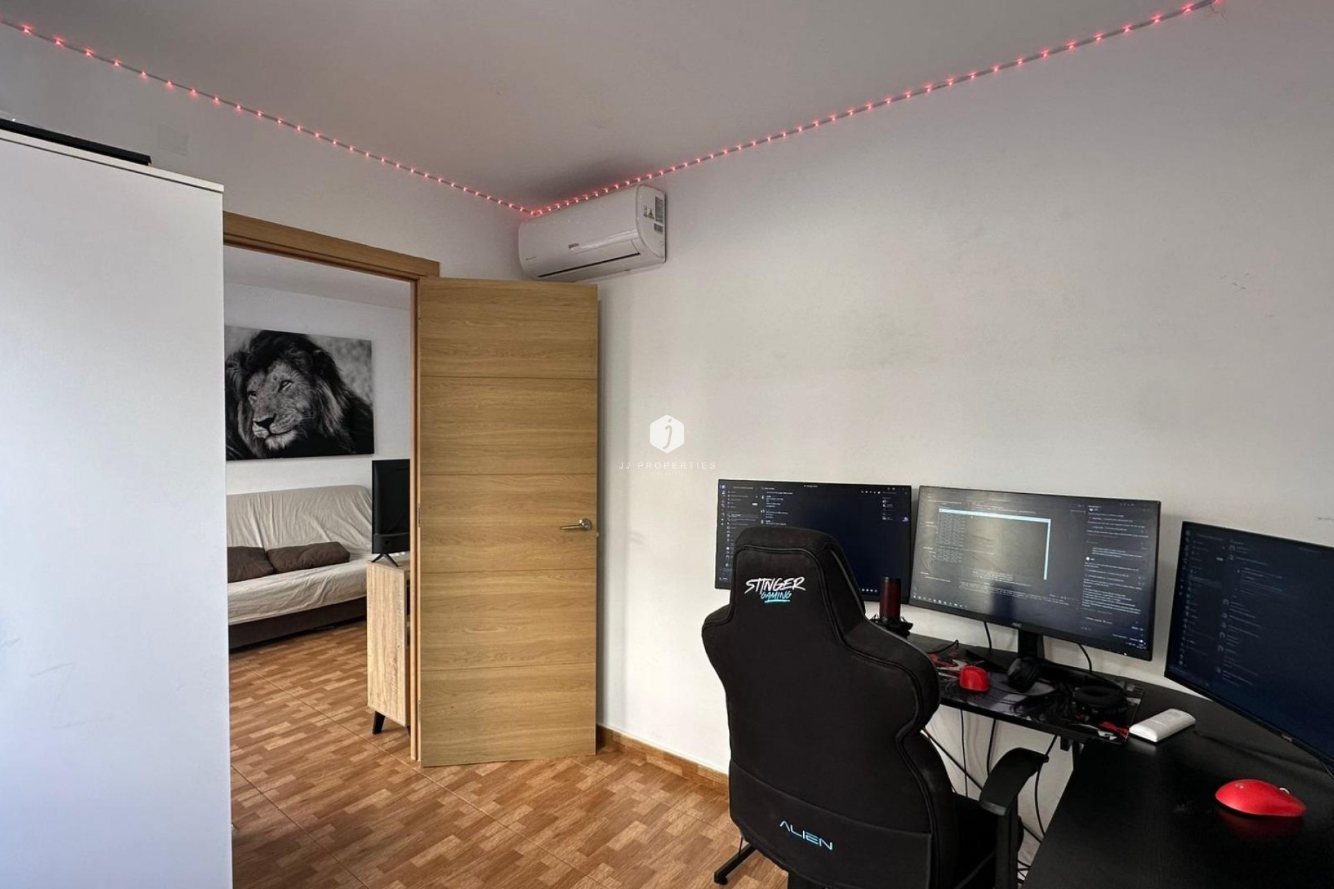 D'occasion - Appartement -
Torrevieja - La Mata Pueblo