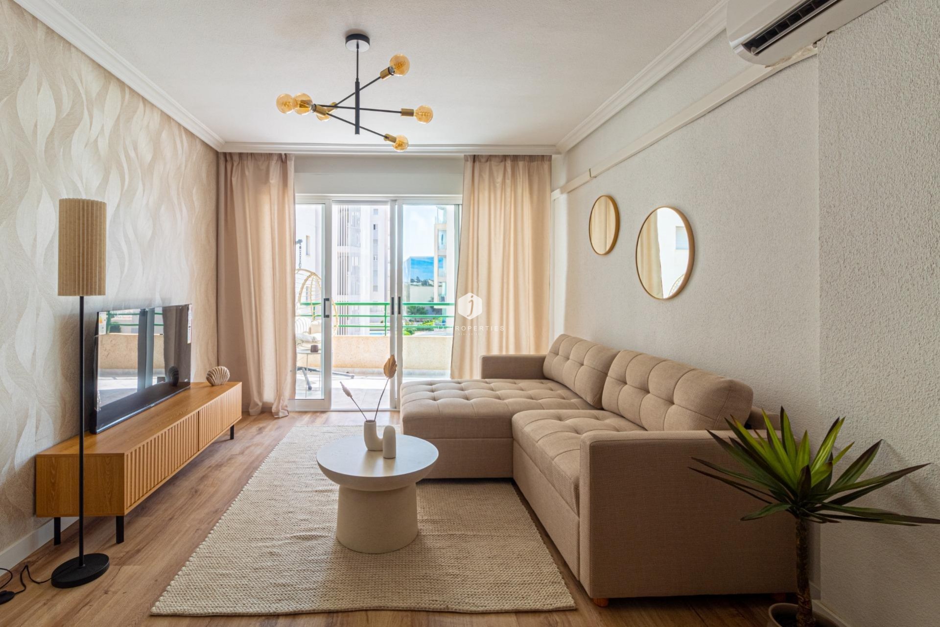D'occasion - Appartement -
Torrevieja - La Mata Pueblo