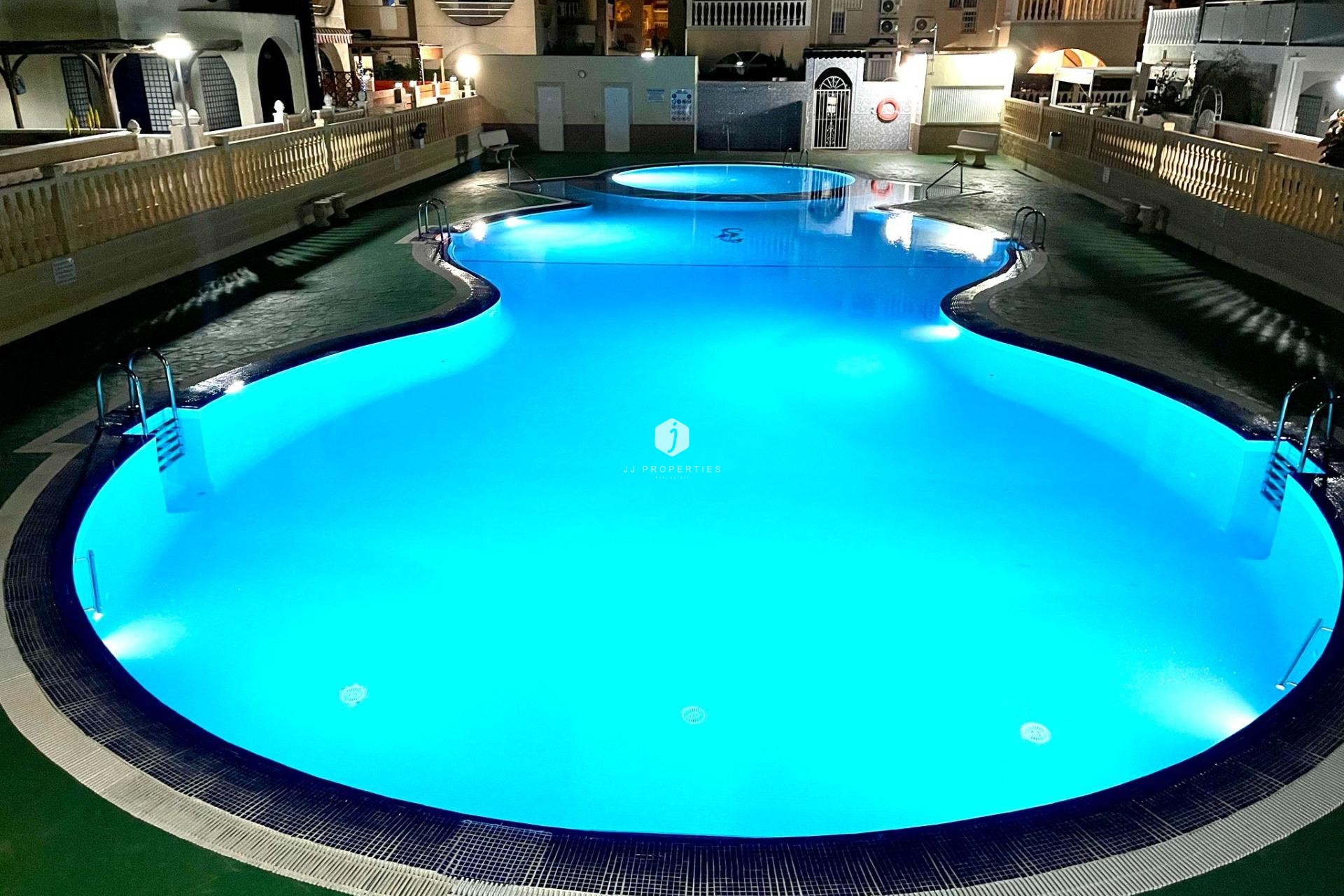 D'occasion - Appartement -
Torrevieja - La Mata