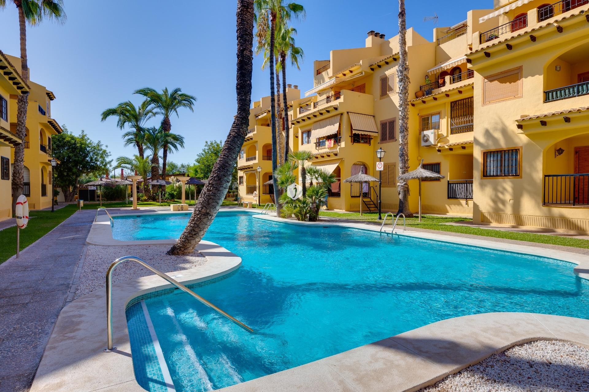 D'occasion - Appartement -
Torrevieja - La Mata