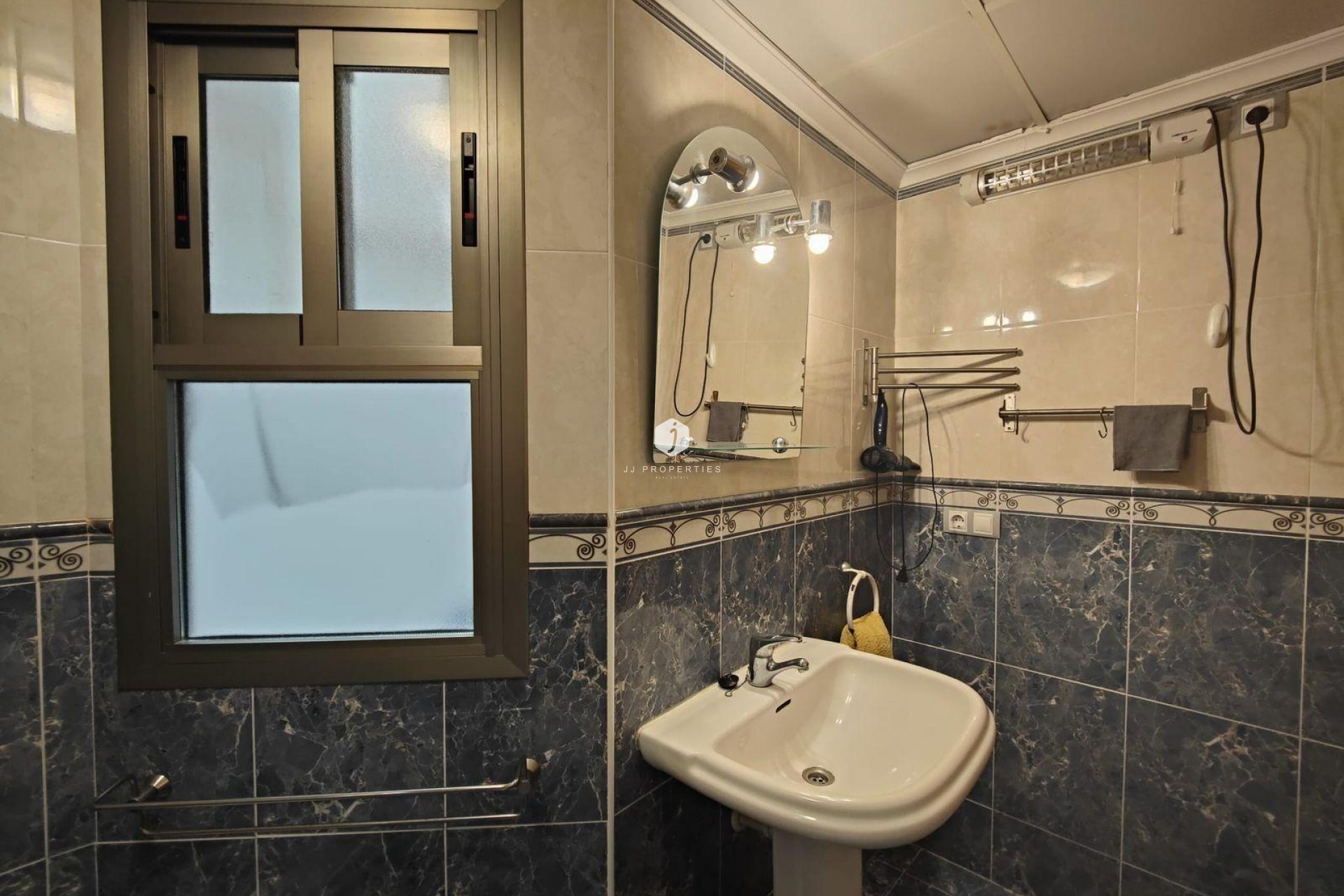 D'occasion - Appartement -
Torrevieja - La Mata