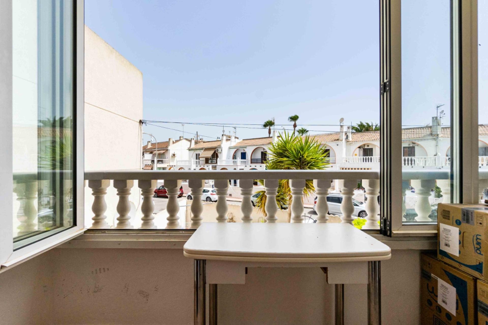 D'occasion - Appartement -
Torrevieja - La siesta