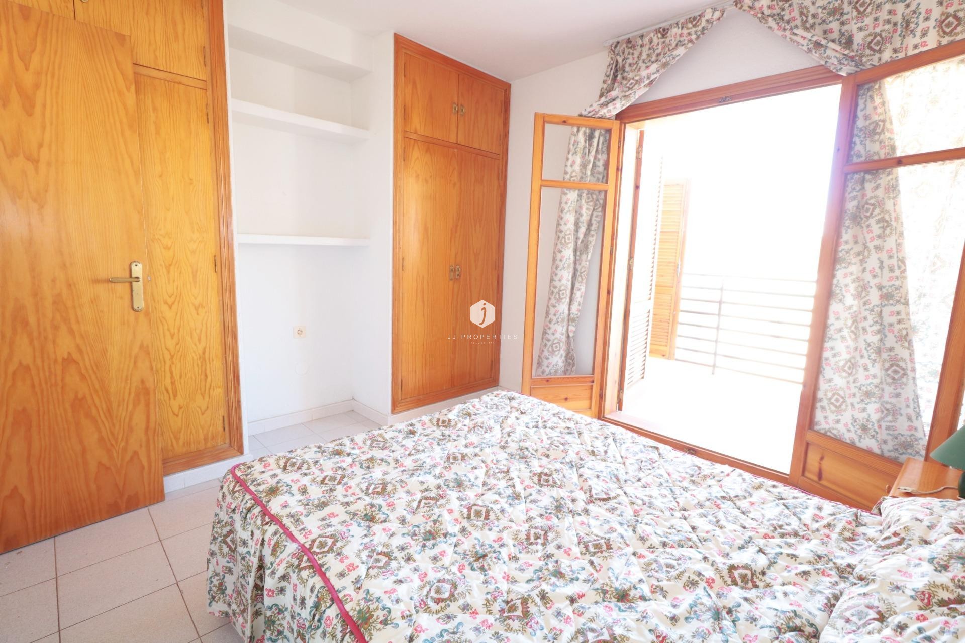 D'occasion - Appartement -
Torrevieja - La veleta
