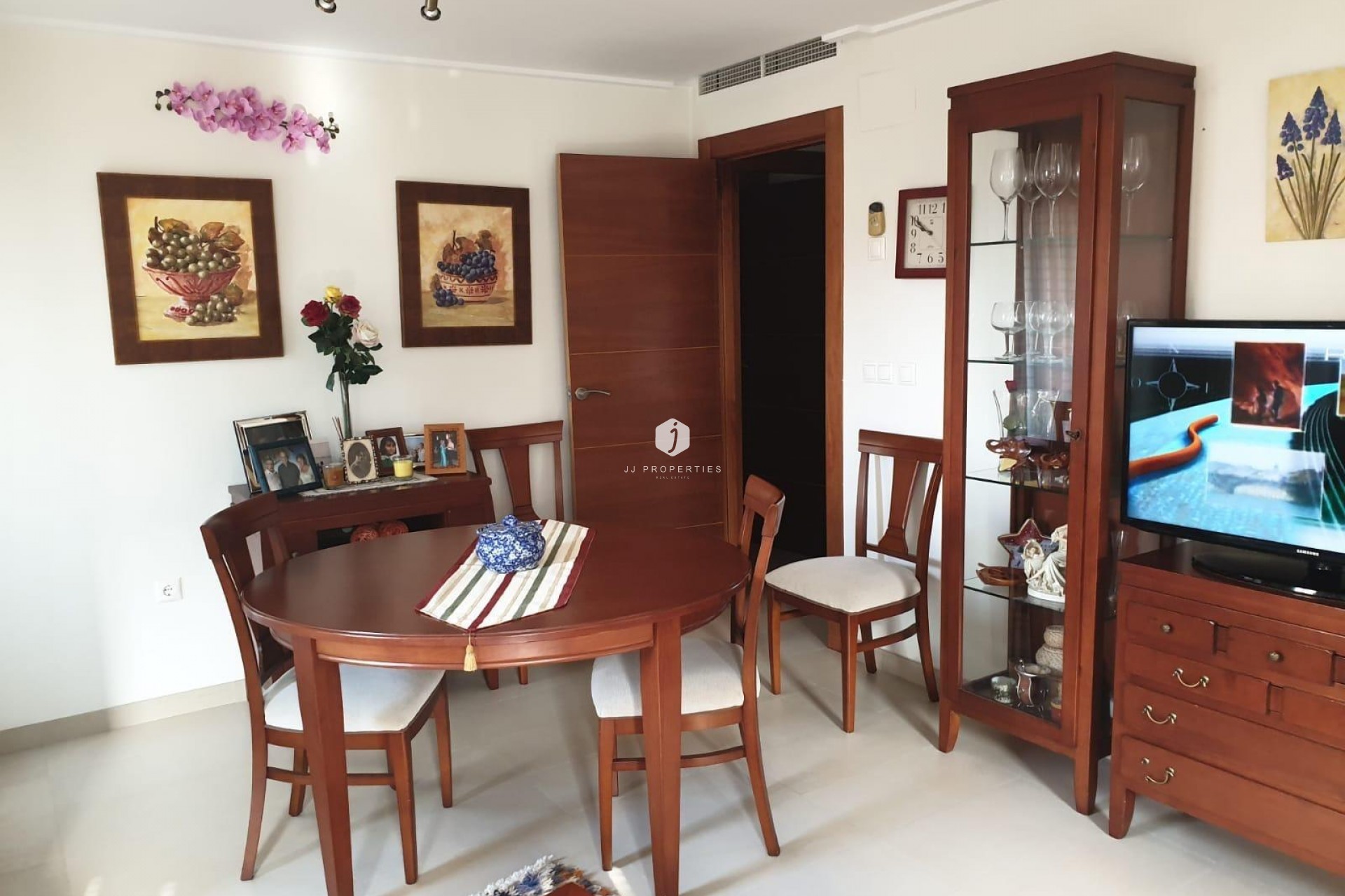 D'occasion - Appartement -
Torrevieja - Las Piscinas Naturales