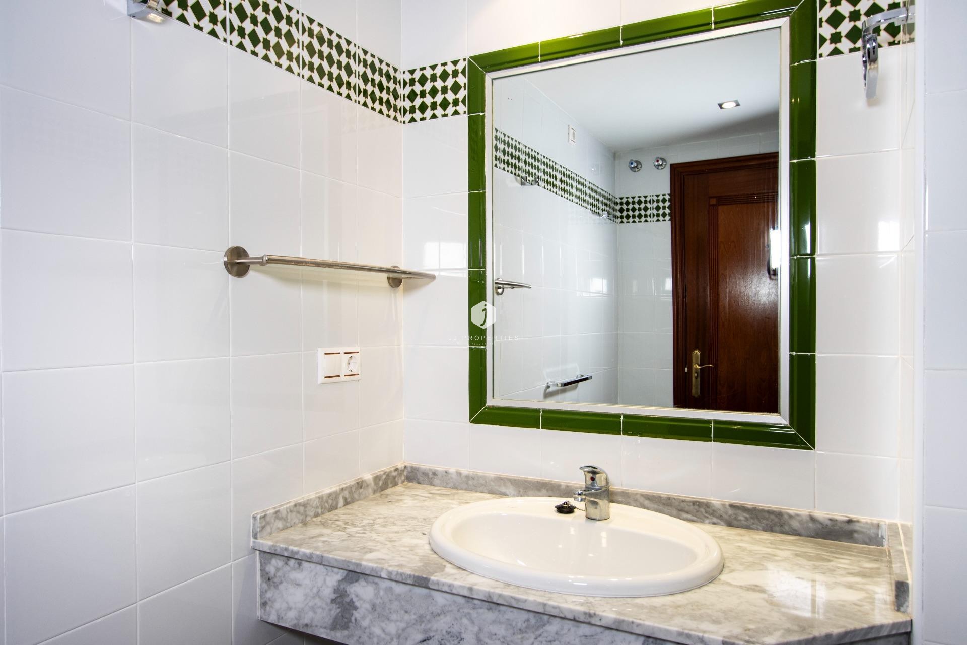 D'occasion - Appartement -
Torrevieja - Los Frutales