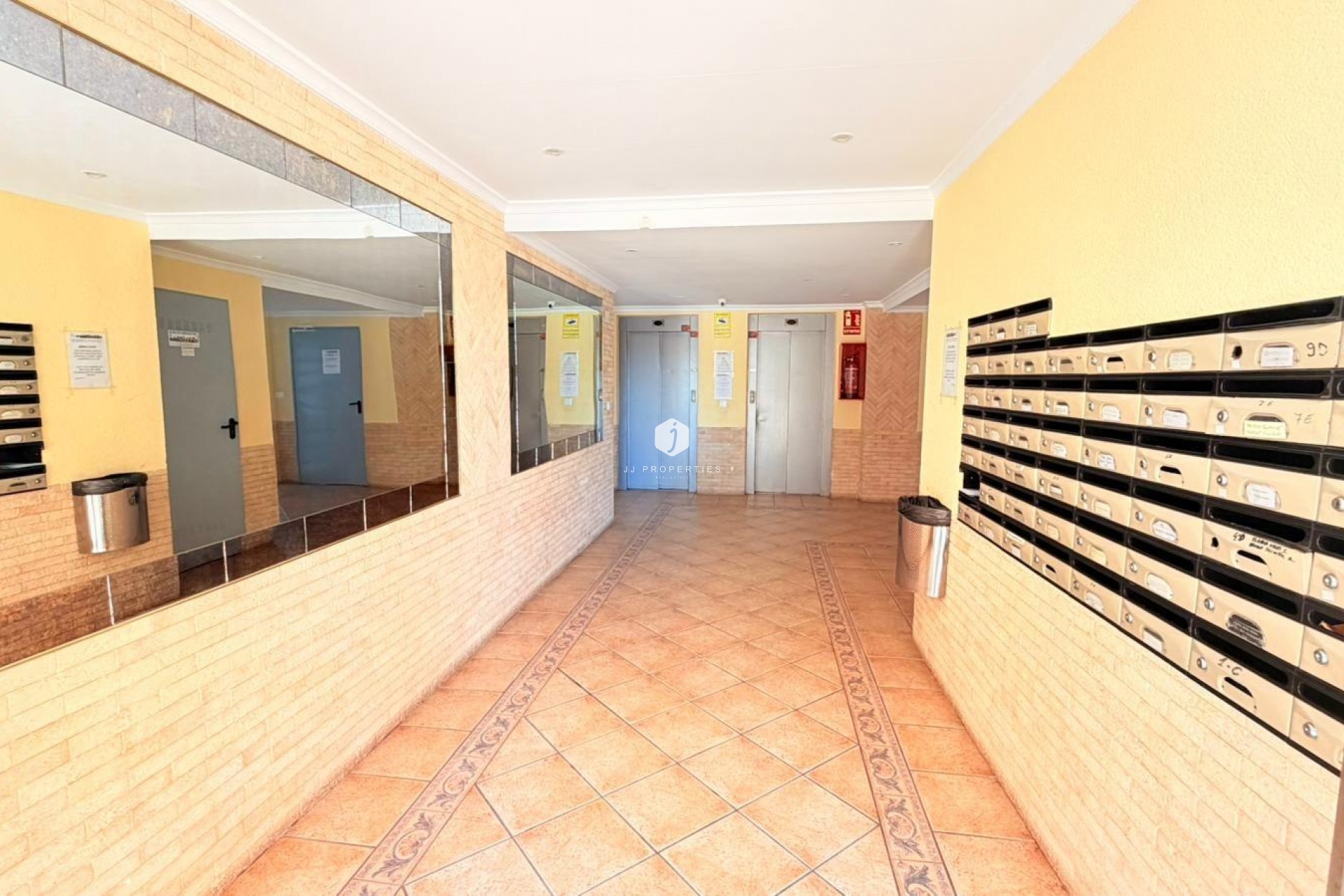D'occasion - Appartement -
Torrevieja - Nueva Torrevieja