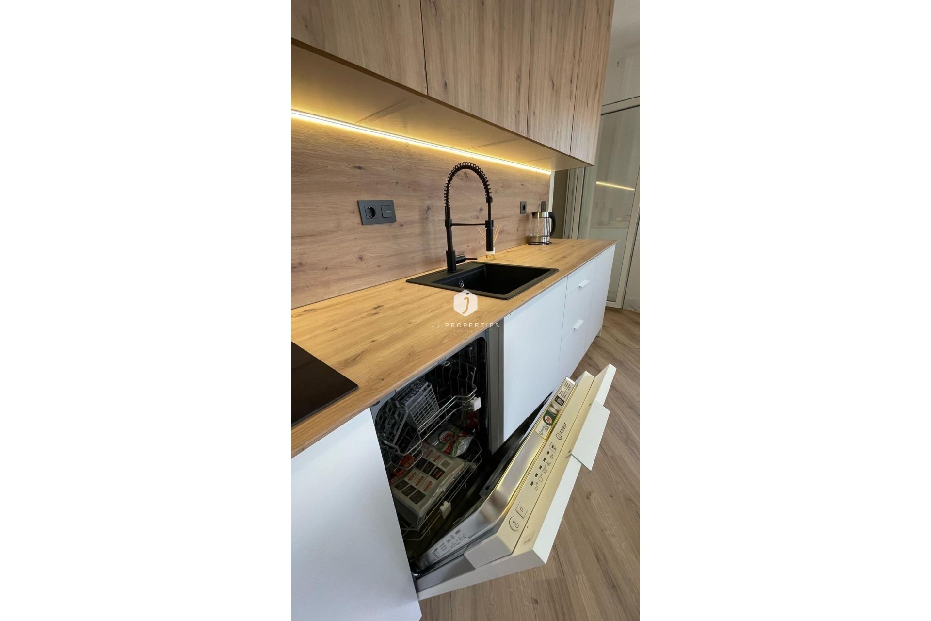 D'occasion - Appartement -
Torrevieja - PARQUE DE LAS NACIONES