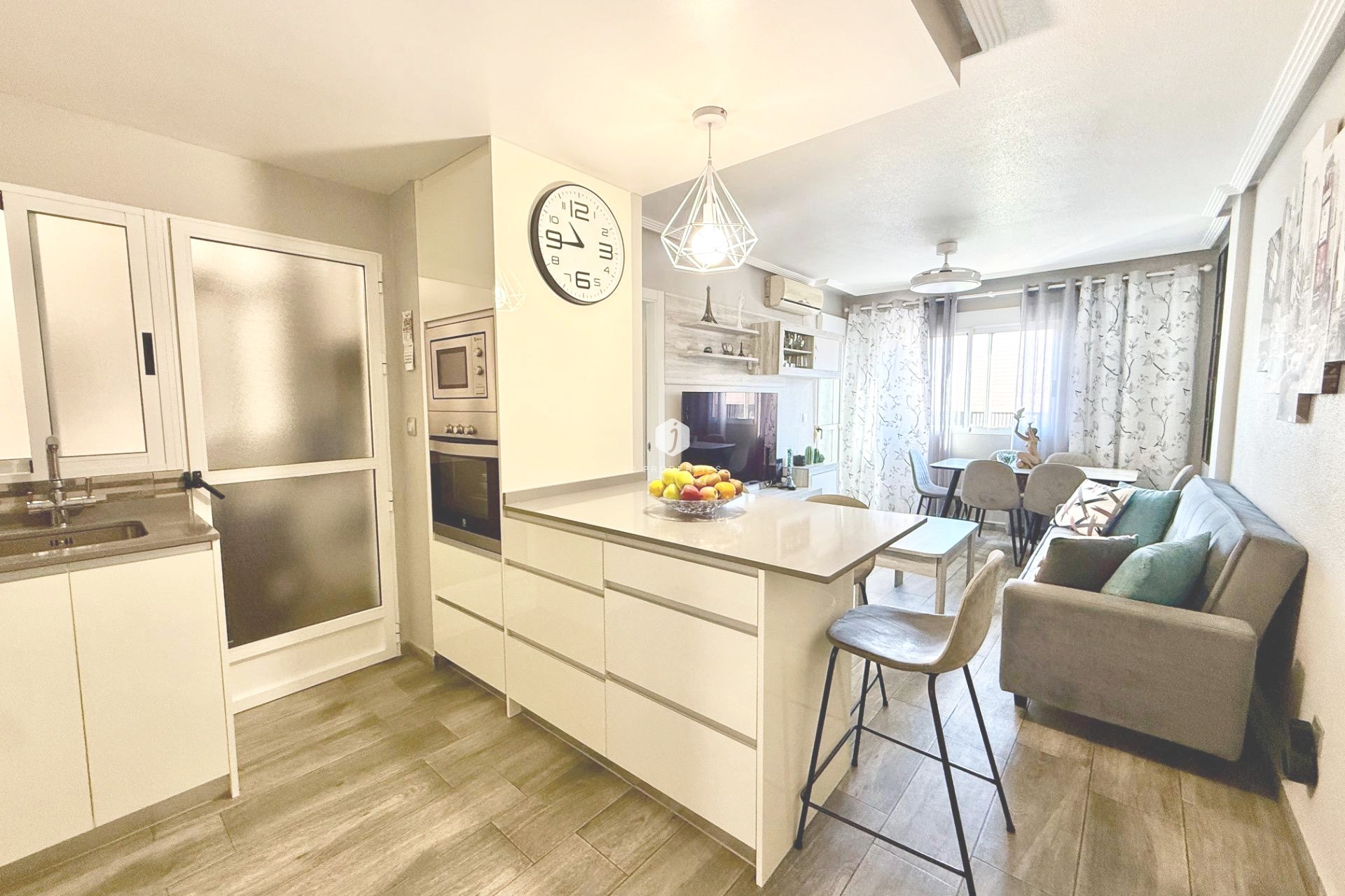 D'occasion - Appartement -
Torrevieja - PARQUE DE LAS NACIONES