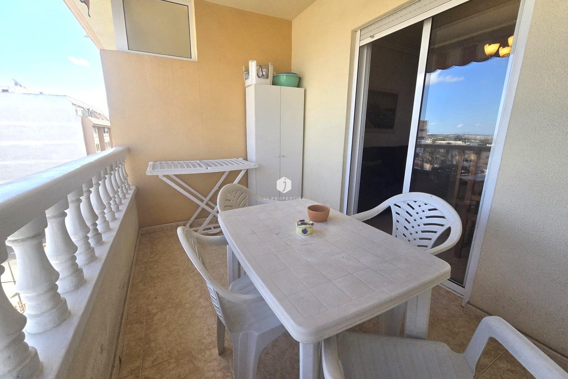 D'occasion - Appartement -
Torrevieja - Parque las naciones
