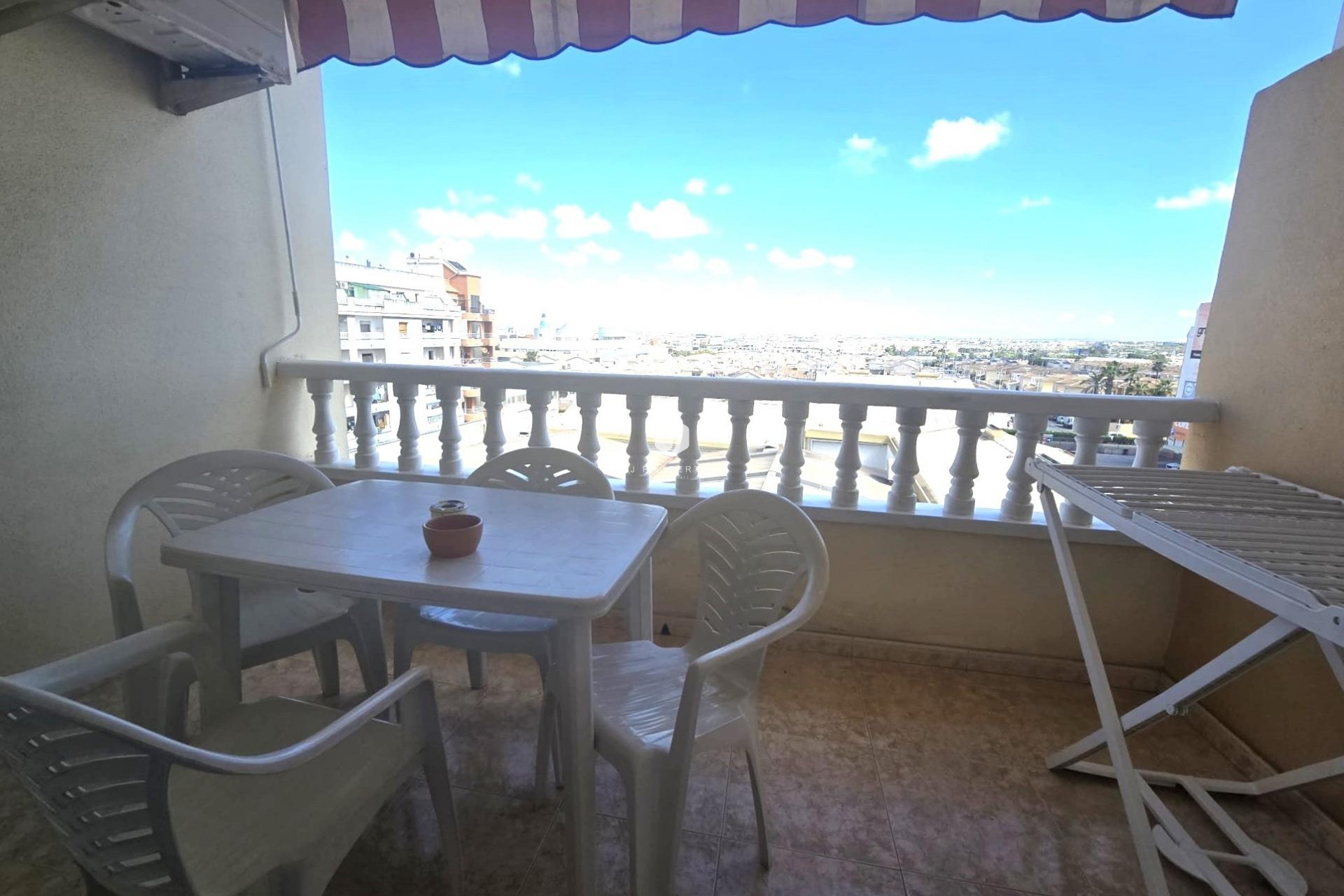 D'occasion - Appartement -
Torrevieja - Parque las naciones